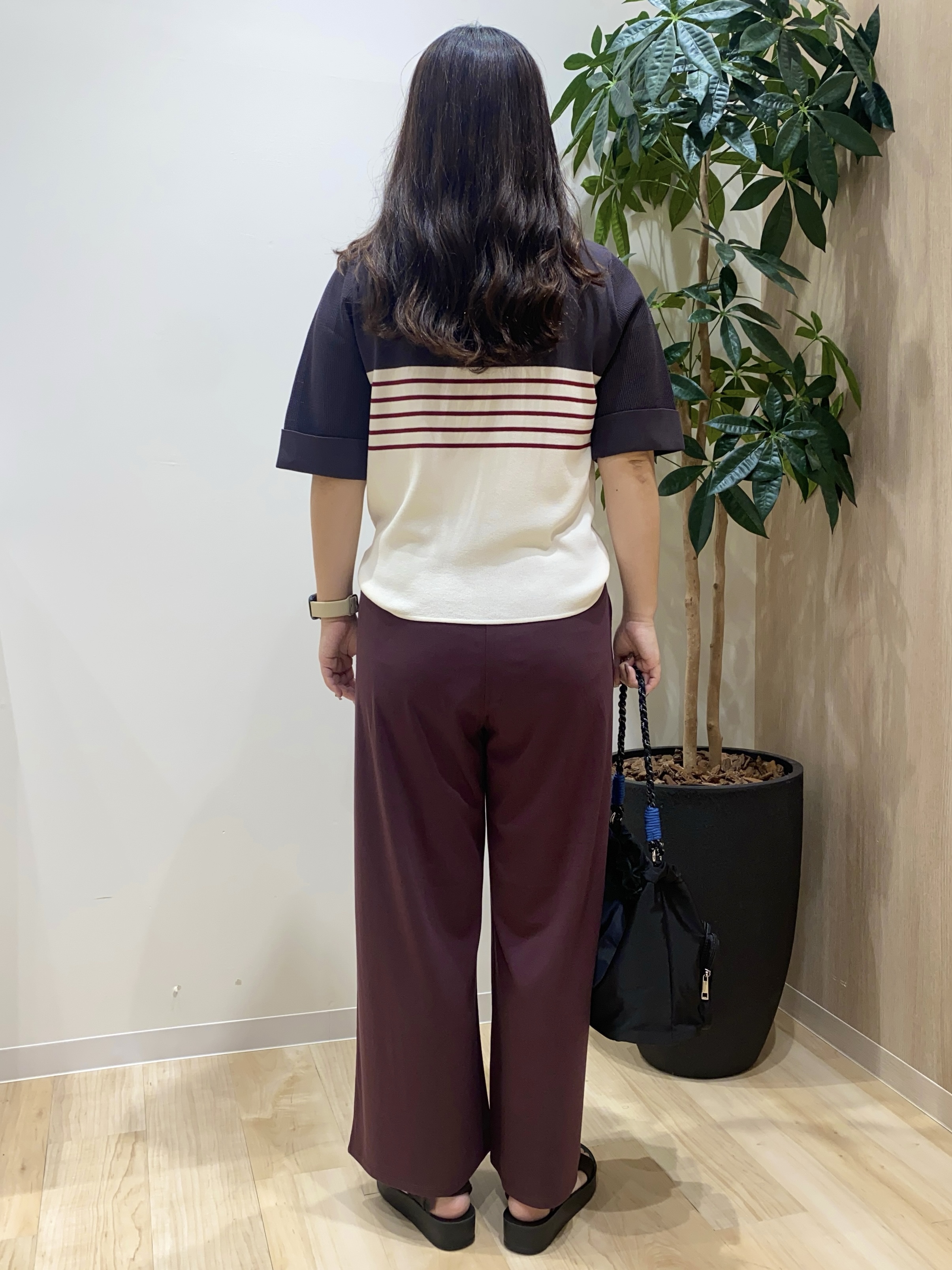HANAさんの「grove｜新色追加！【シリーズ累計36万枚/名品ニット】やわらかドライタッチ 袖メッシュ編みニット」を使ったコーディネート