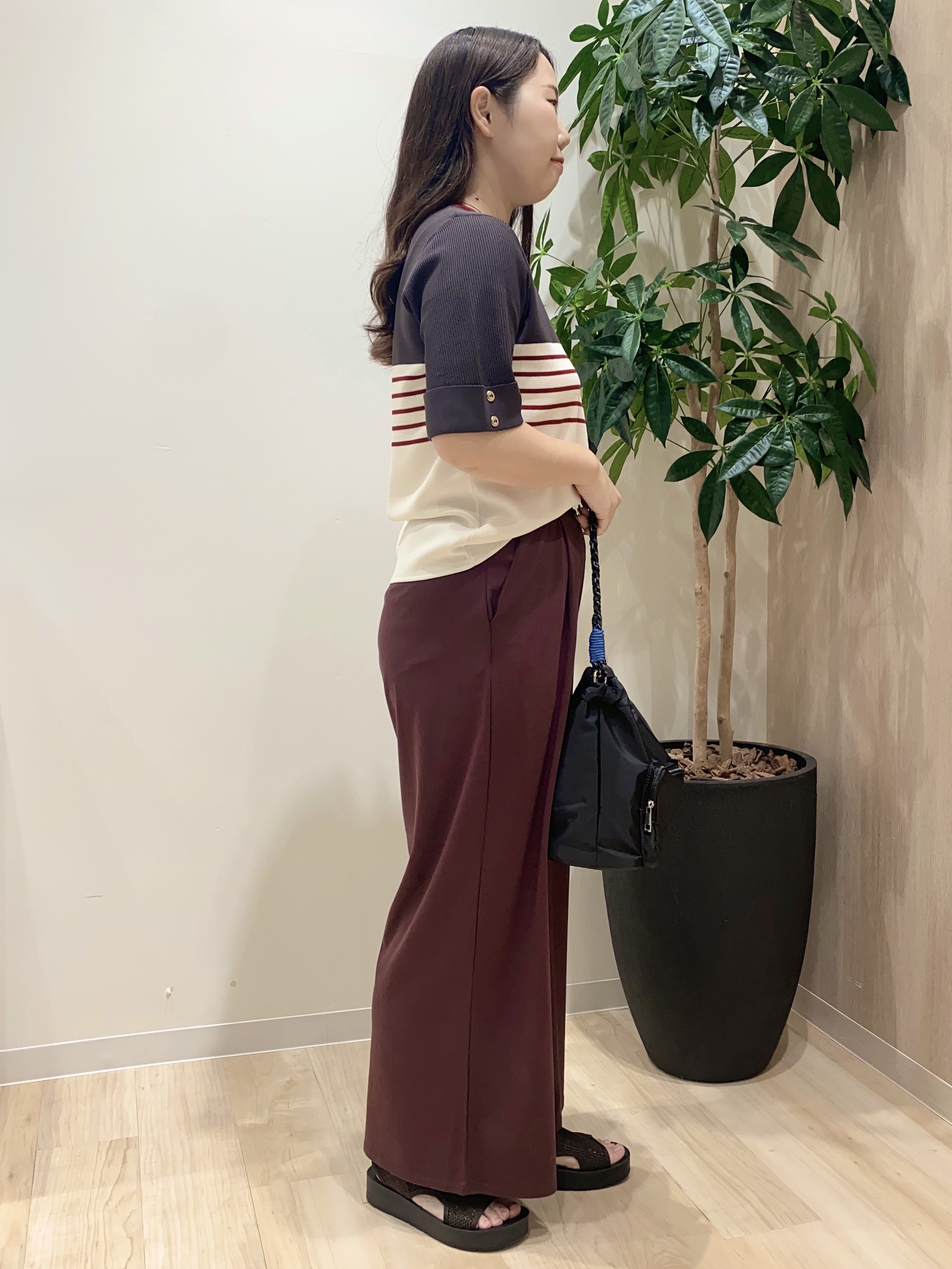 HANAさんの「grove｜新色追加！【シリーズ累計36万枚/名品ニット】やわらかドライタッチ 袖メッシュ編みニット」を使ったコーディネート