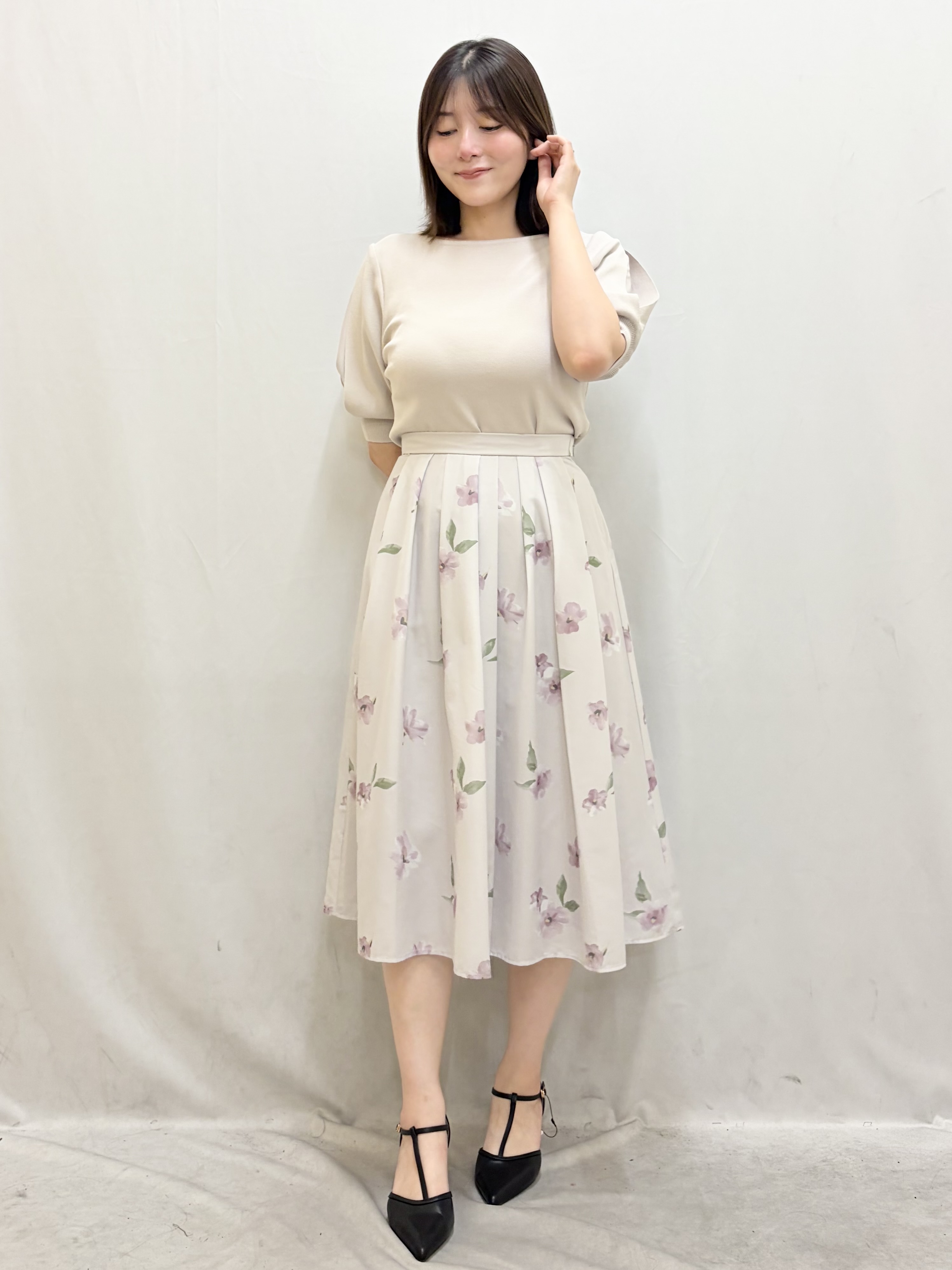 kasumiさんの「index｜【接触冷感】クールタッチラップスリーブニット《UVケア／洗濯機OK／XS～3L／9col》」を使ったコーディネート