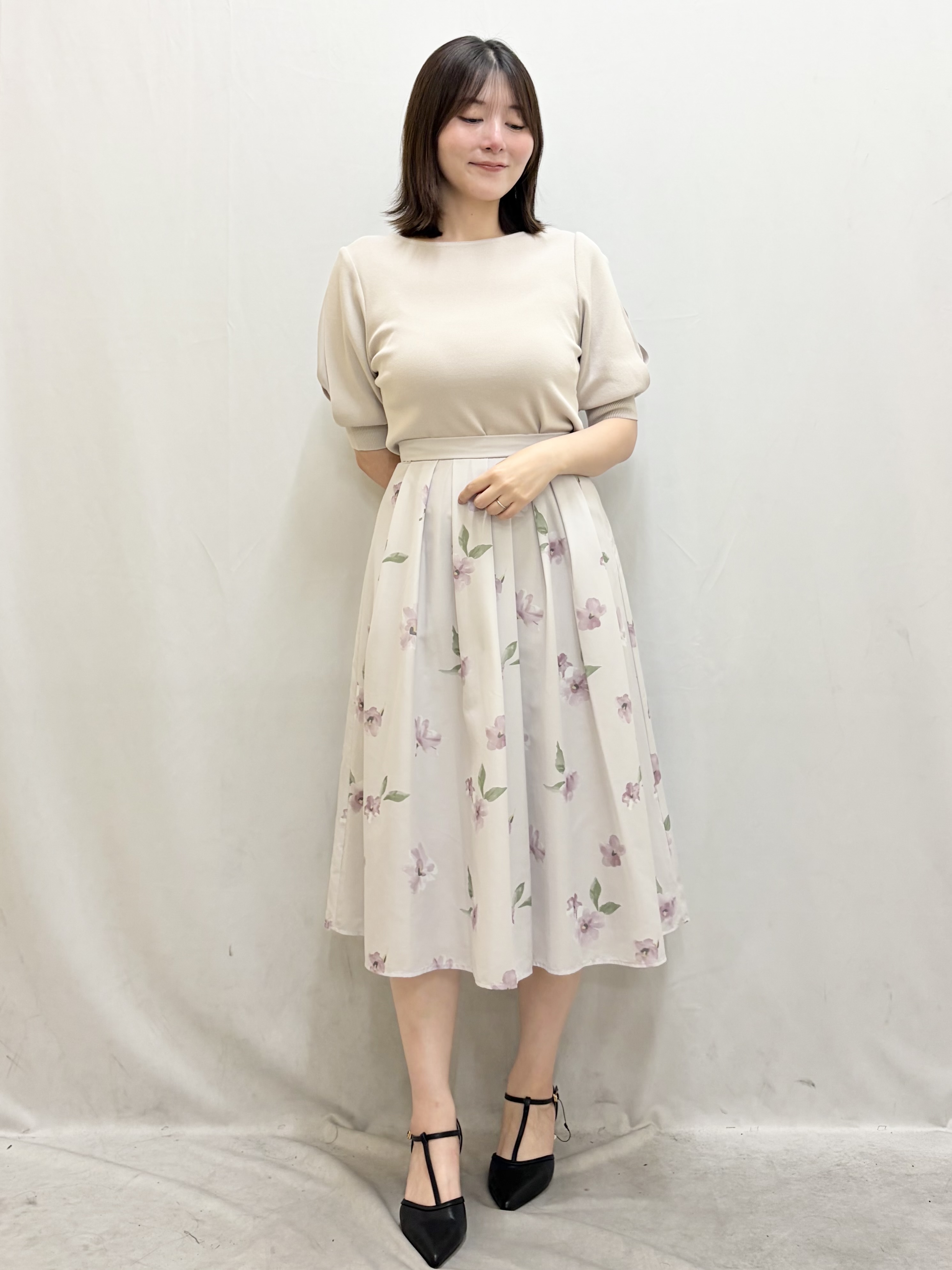 kasumiさんの「index｜【接触冷感】クールタッチラップスリーブニット《UVケア／洗濯機OK／XS～3L／9col》」を使ったコーディネート
