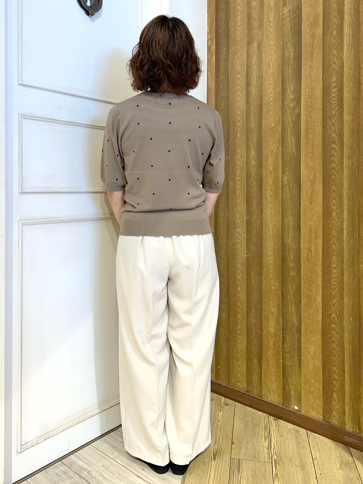 yuriyuriさんの「SHOO･LA･RUE｜【ひんやり/S-LL】大人フェミニン ドット刺繍ニット」を使ったコーディネート
