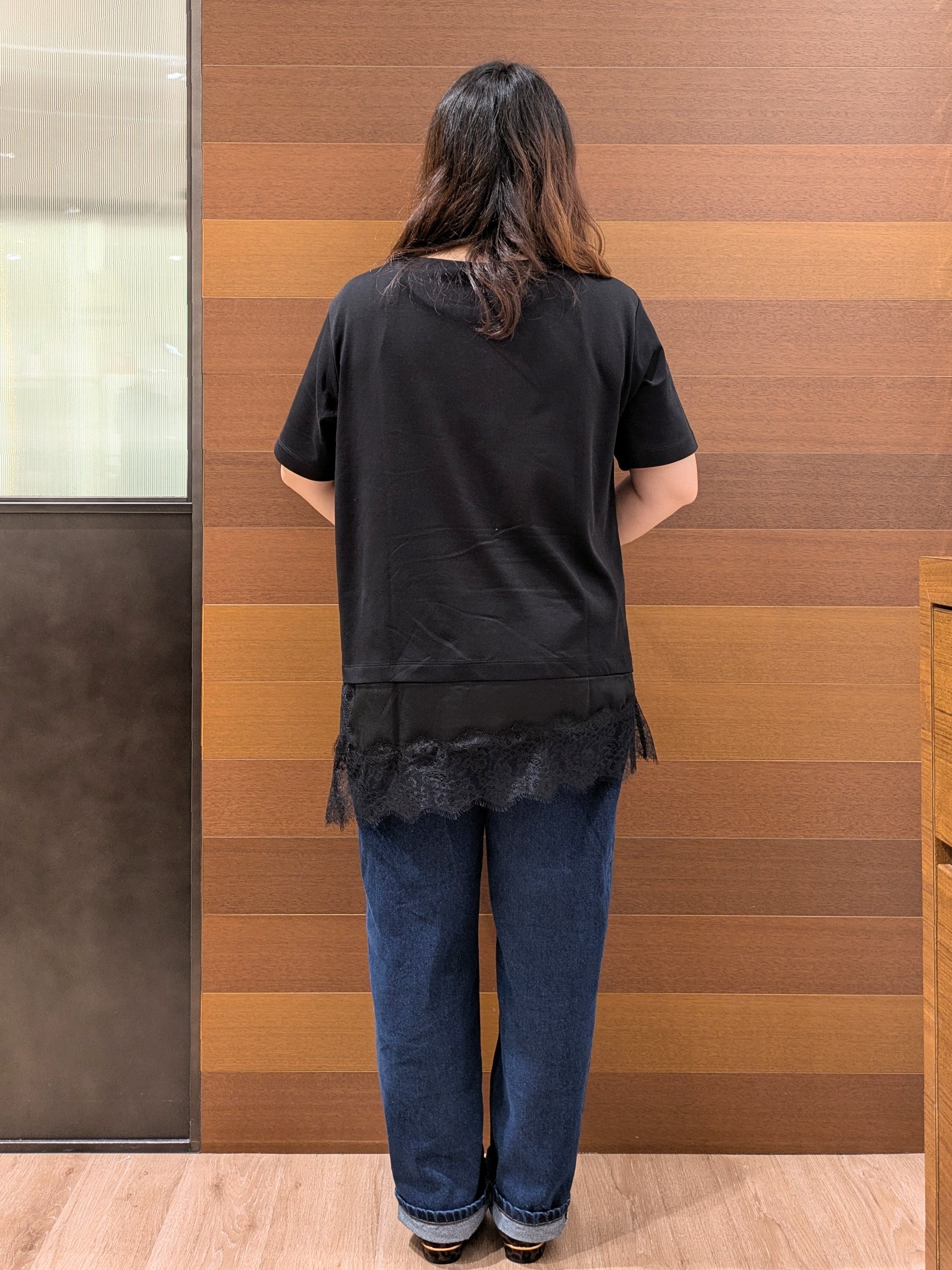 むっちゃんさんの「OPAQUE.CLIP｜裾レースアシメカットソー【洗濯機OK】」を使ったコーディネート