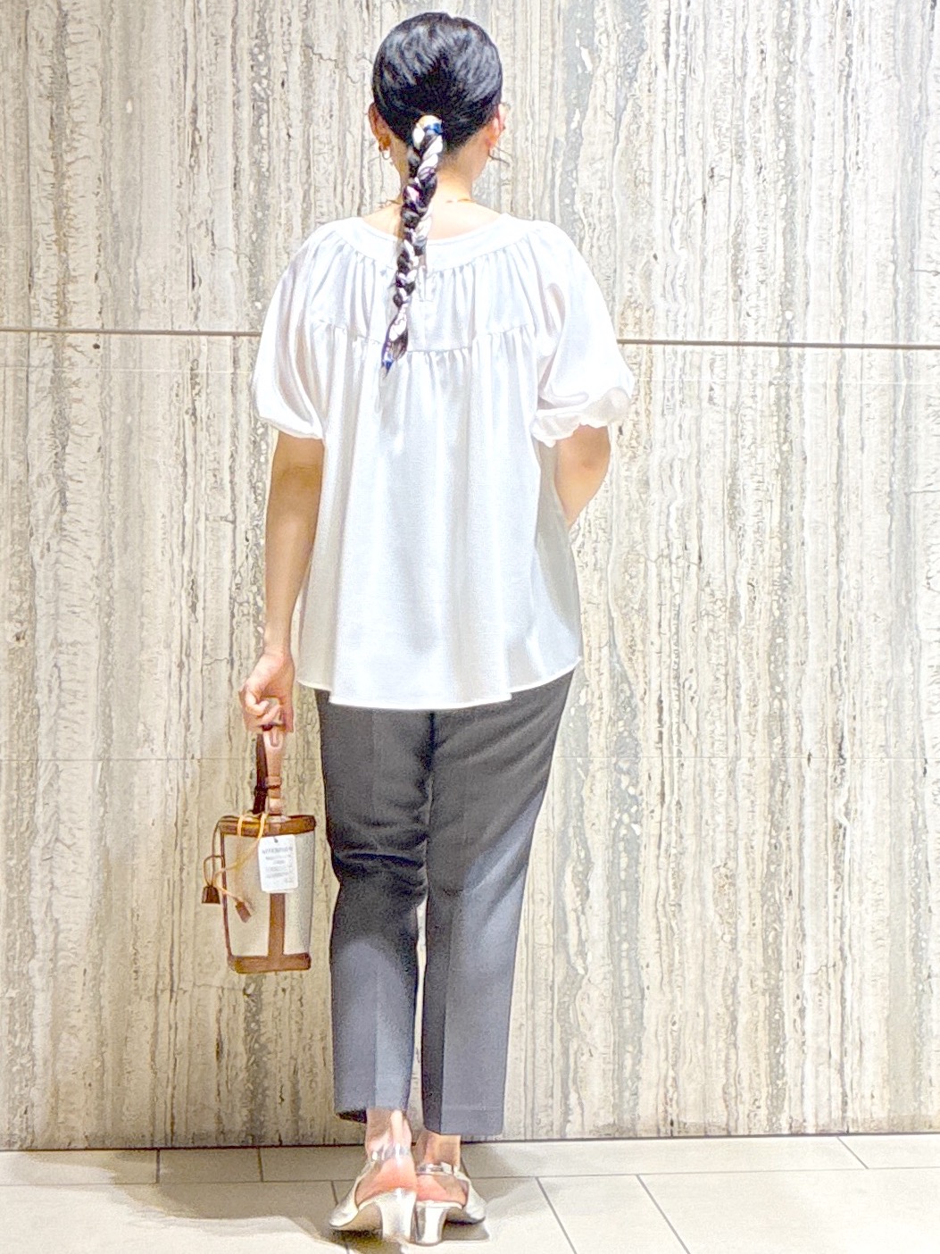  beni_gingerさんの「Reflect｜ギャザーデザインブラウス」を使ったコーディネート
