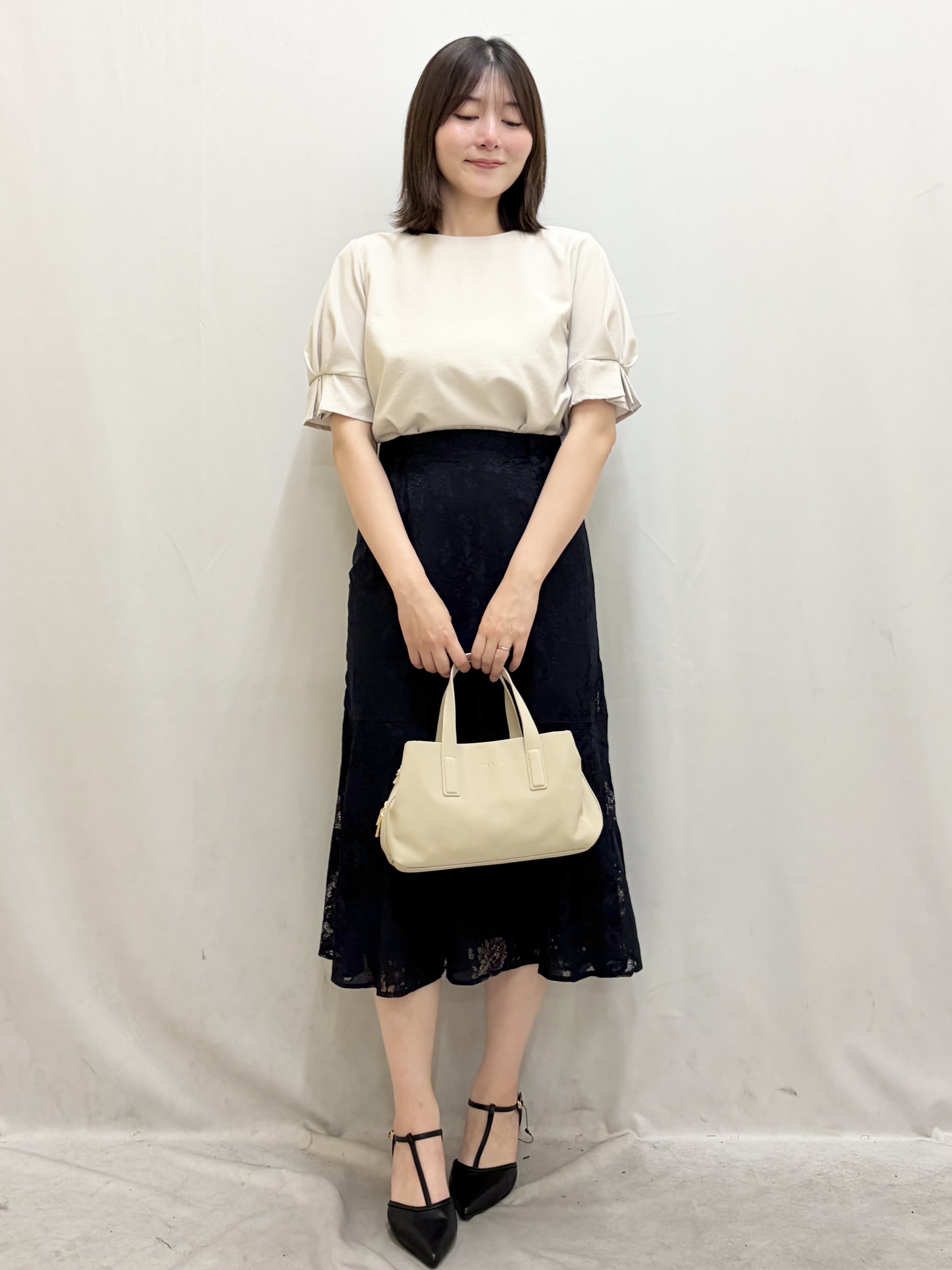 kasumiさんの「index｜【接触冷感／吸水速乾】タックパフスリーブブラウス《防シワ／洗濯機OK／XS～3L／8col》」を使ったコーディネート
