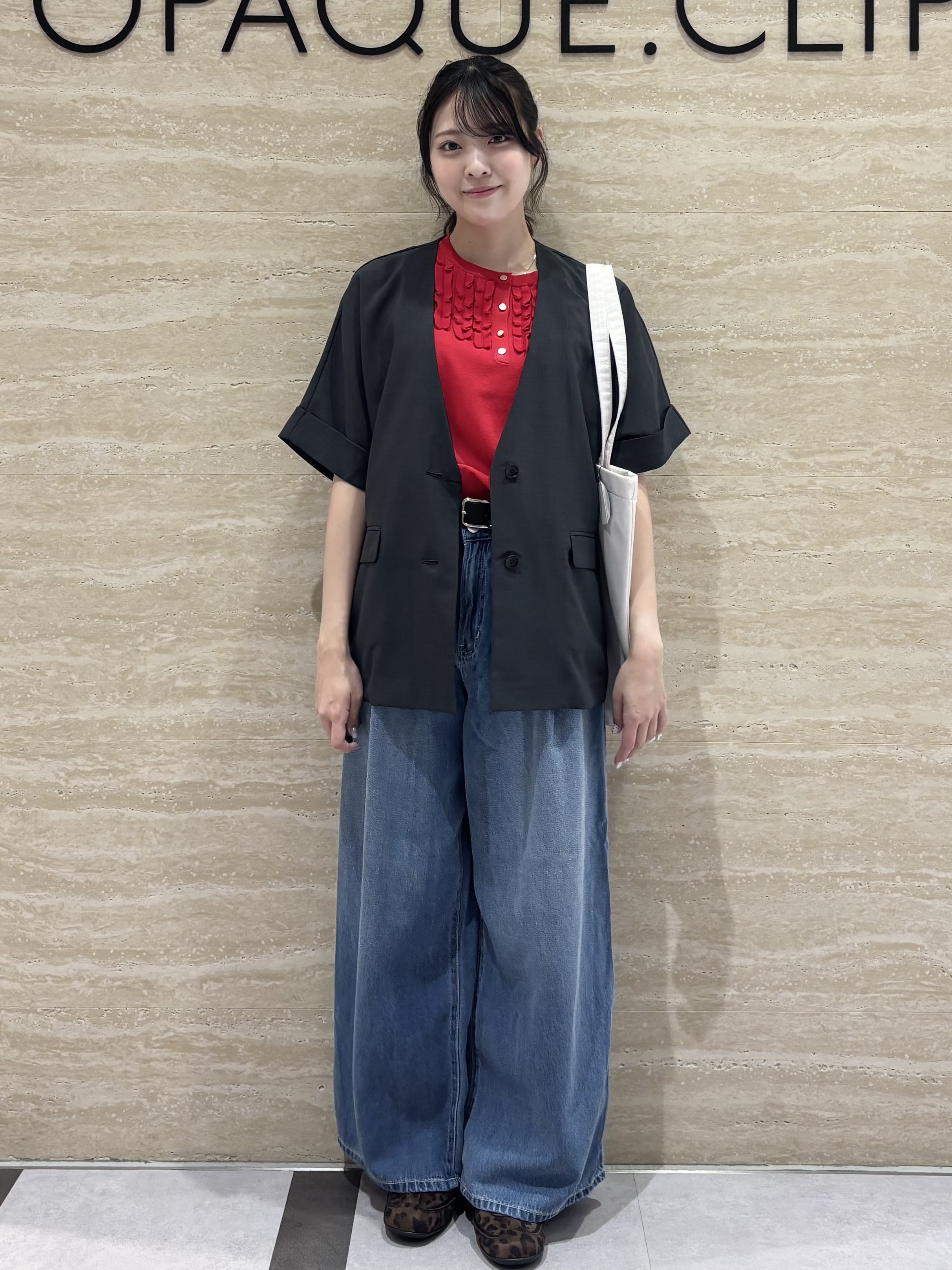 Ririkaさんの「OPAQUE.CLIP｜【接触冷感／吸水速乾／通気性】リネンライクジャケット《防シワ／洗濯機OK》」を使ったコーディネート