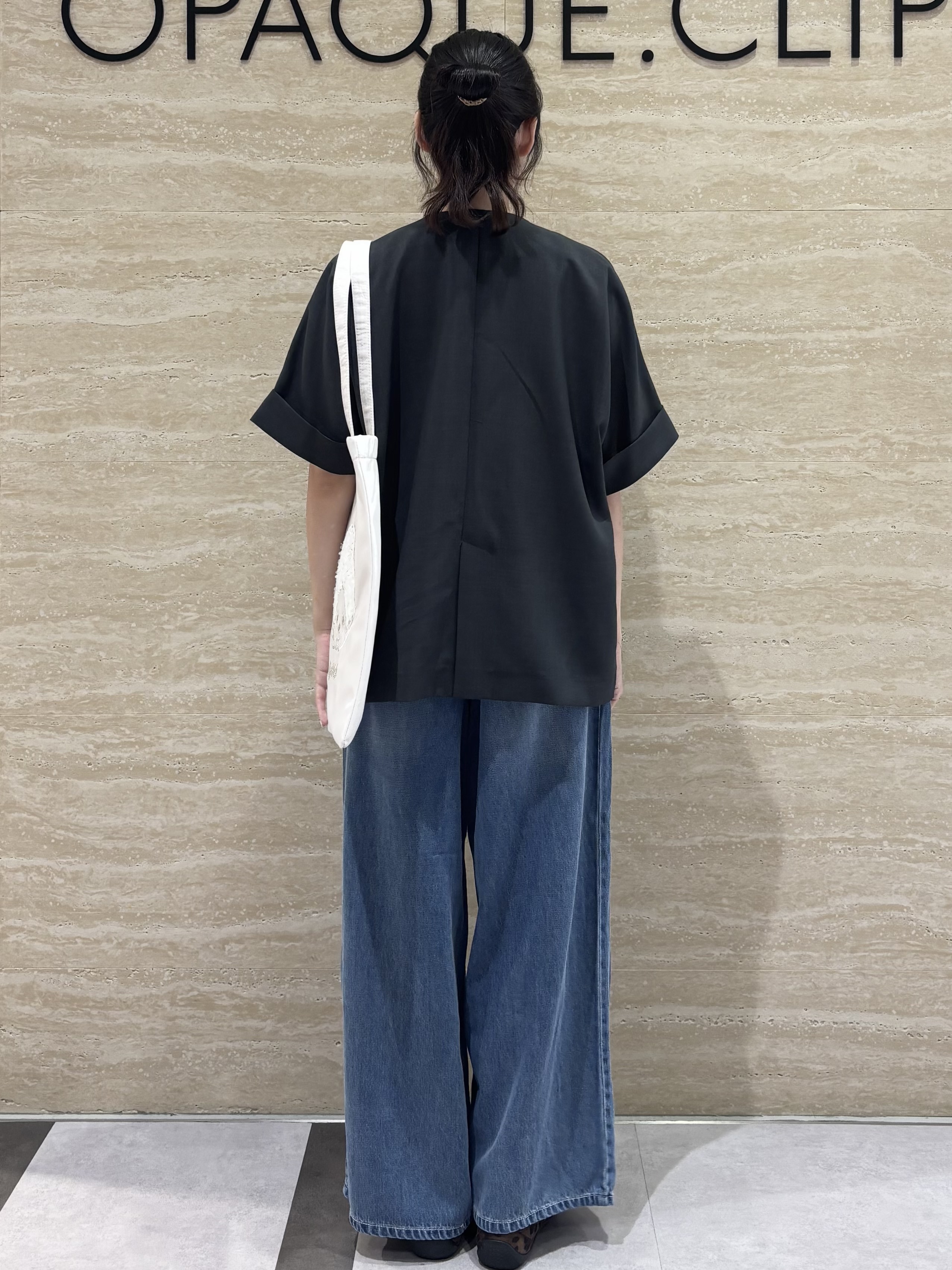 Ririkaさんの「OPAQUE.CLIP｜【接触冷感／吸水速乾／通気性】リネンライクジャケット《防シワ／洗濯機OK》」を使ったコーディネート
