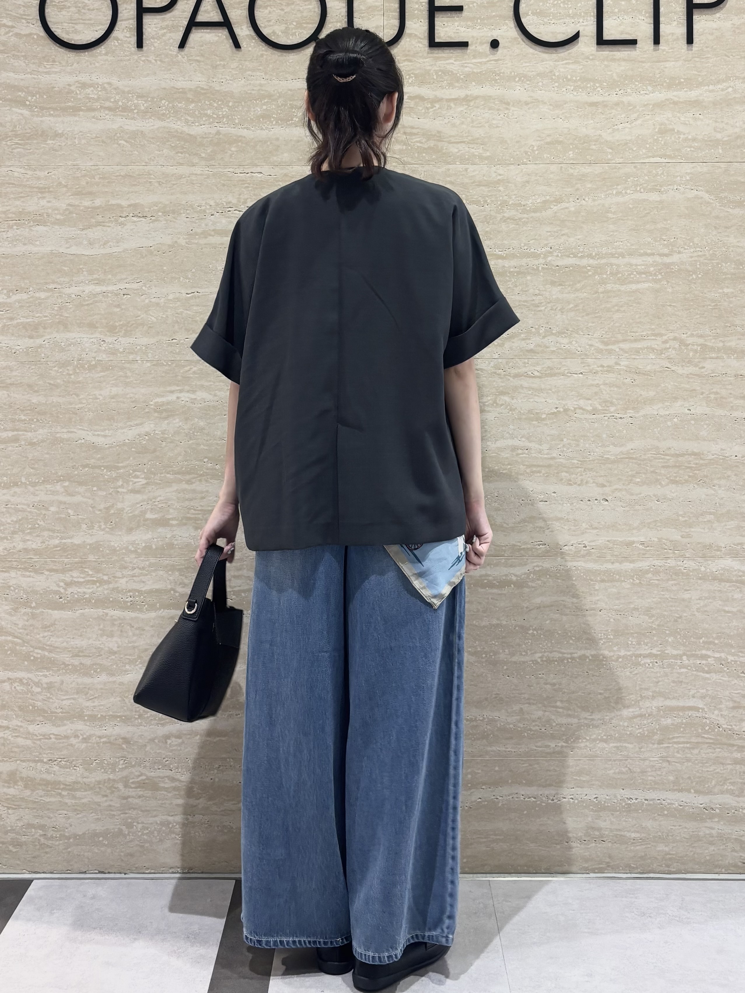 Ririkaさんの「OPAQUE.CLIP｜【接触冷感／吸水速乾／通気性】リネンライクジャケット《防シワ／洗濯機OK》」を使ったコーディネート