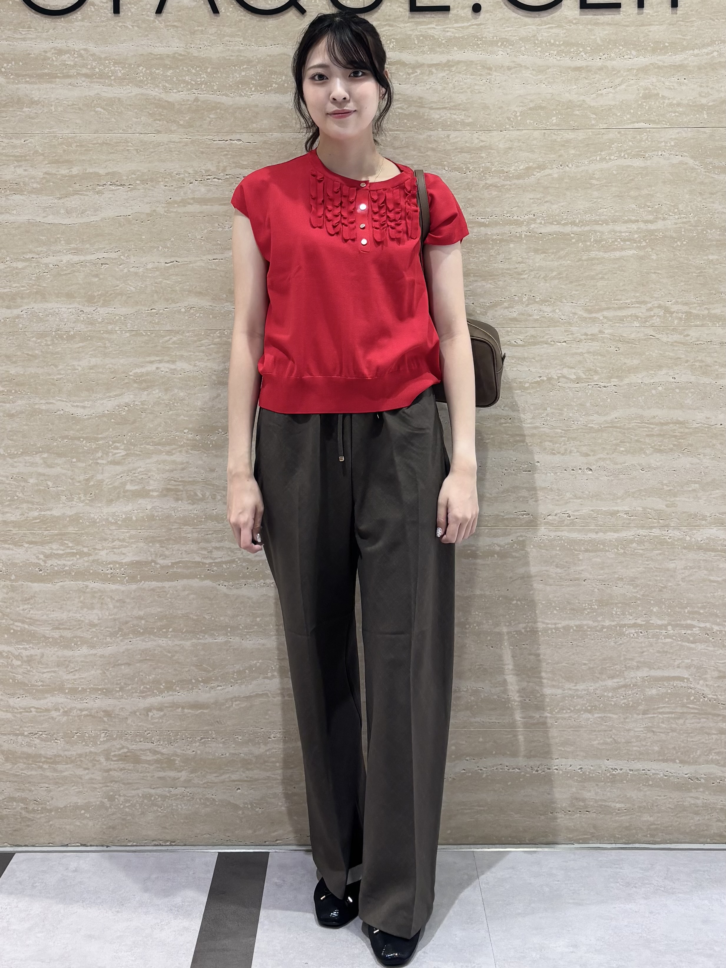 Ririkaさんの「OPAQUE.CLIP｜【接触冷感／UV】フリルフレンチスリーブニット《洗濯機OK》」を使ったコーディネート