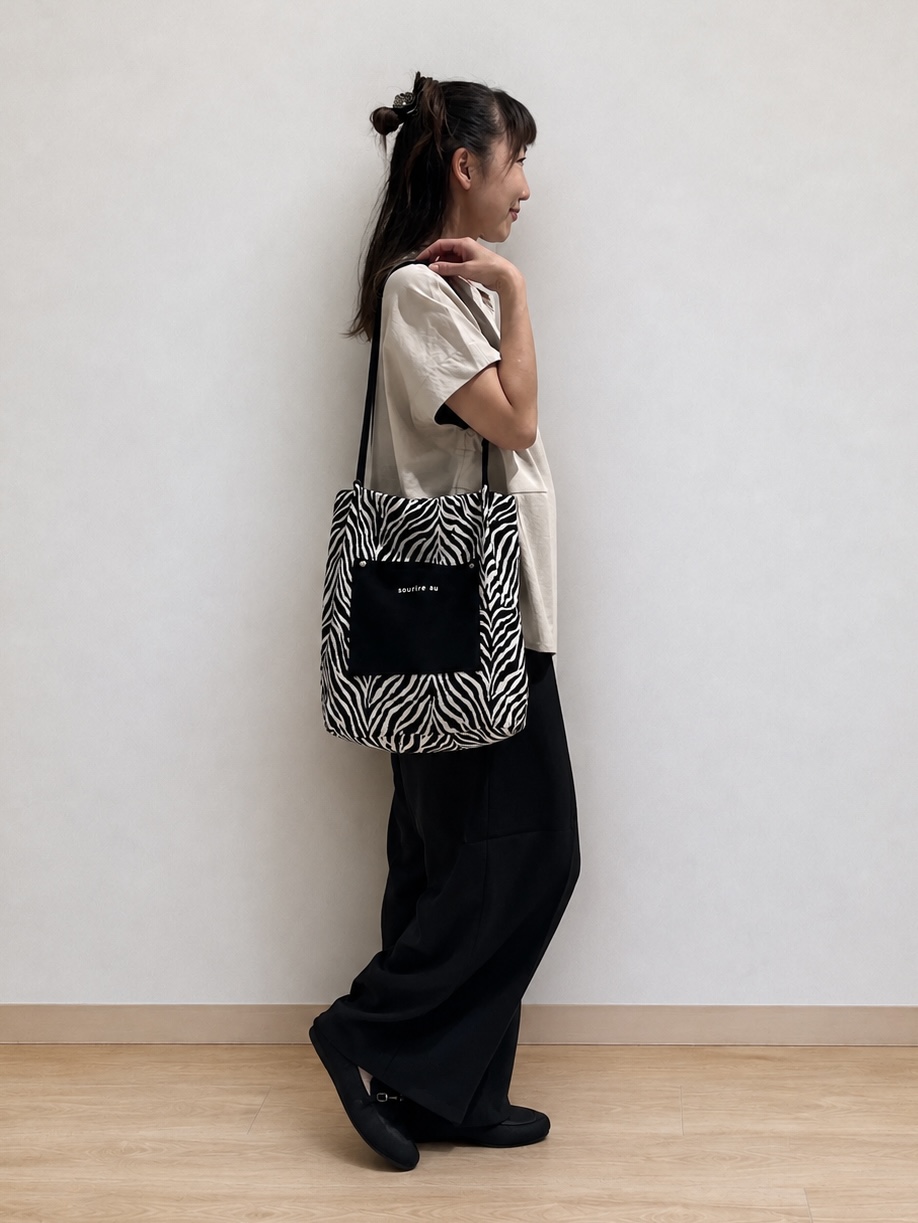 まつみさんの「SHOO･LA･RUE｜【洗濯機可/セットアップ可】軽凛(かろりん) シンプル上品 ひんやり切替コクーントップス」を使ったコーディネート