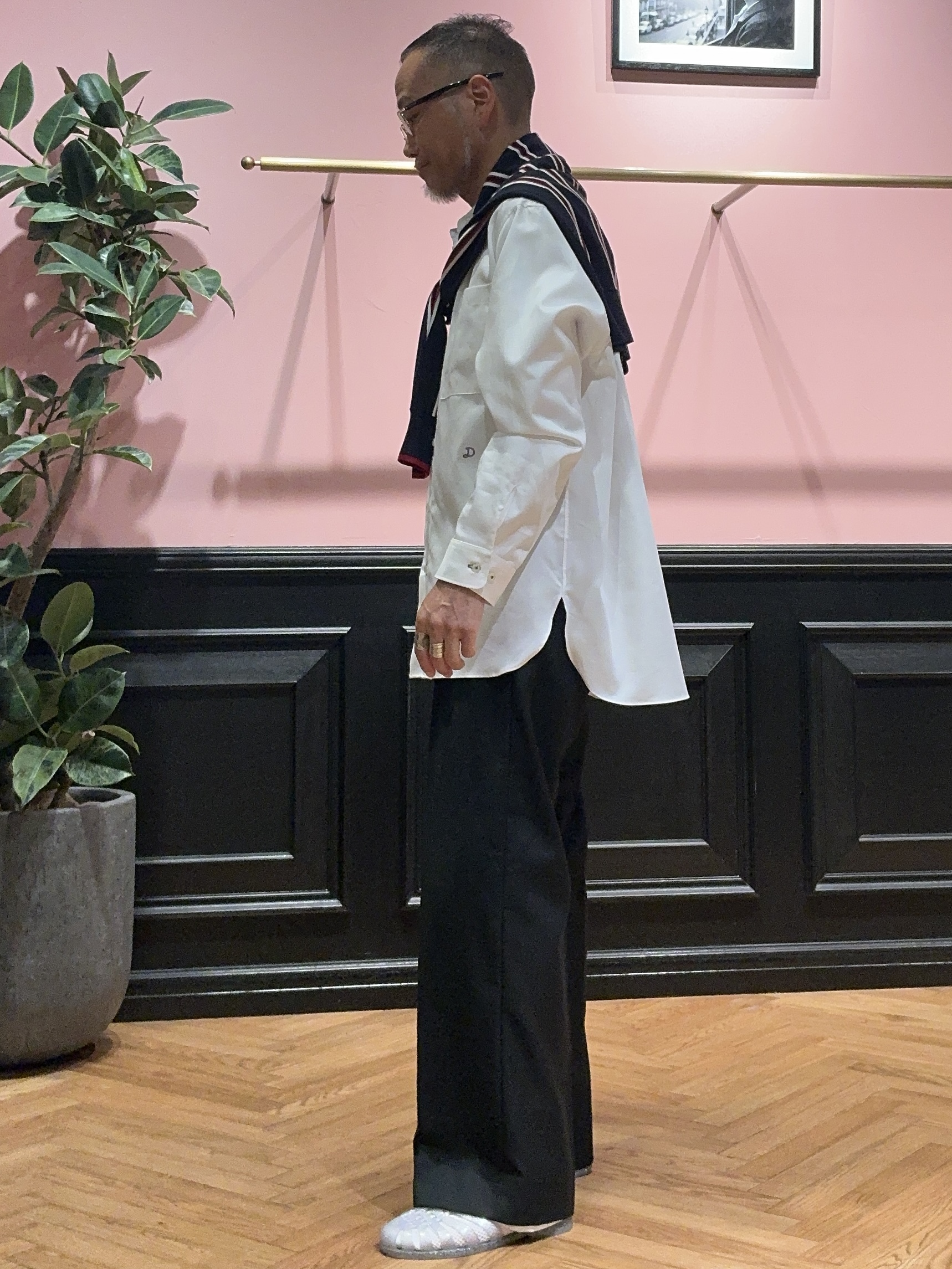 torigoeさんの「DRESSTERIOR｜バンドカラーレギュラーフィットシャツ」を使ったコーディネート