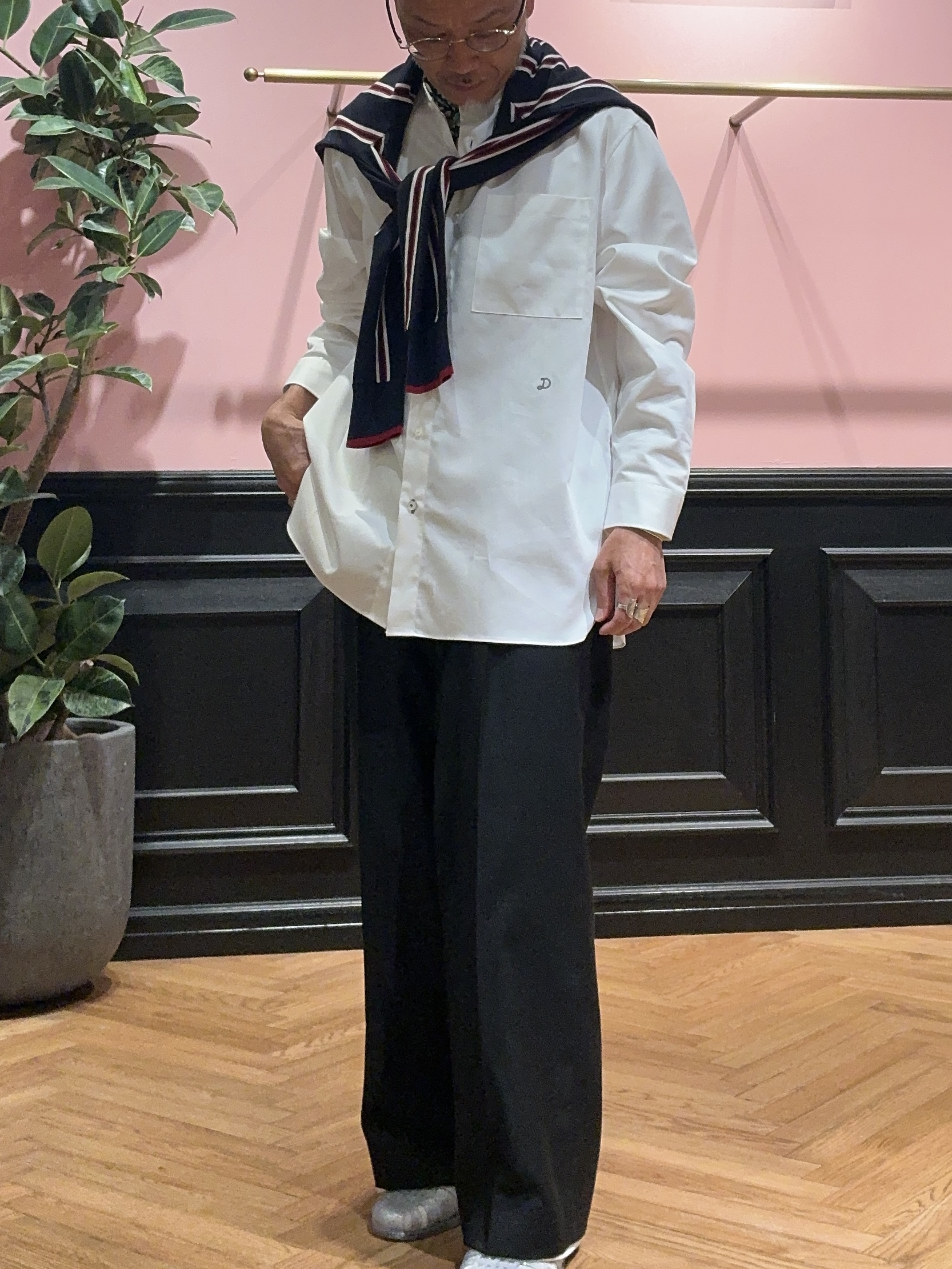 torigoeさんの「DRESSTERIOR｜バンドカラーレギュラーフィットシャツ」を使ったコーディネート