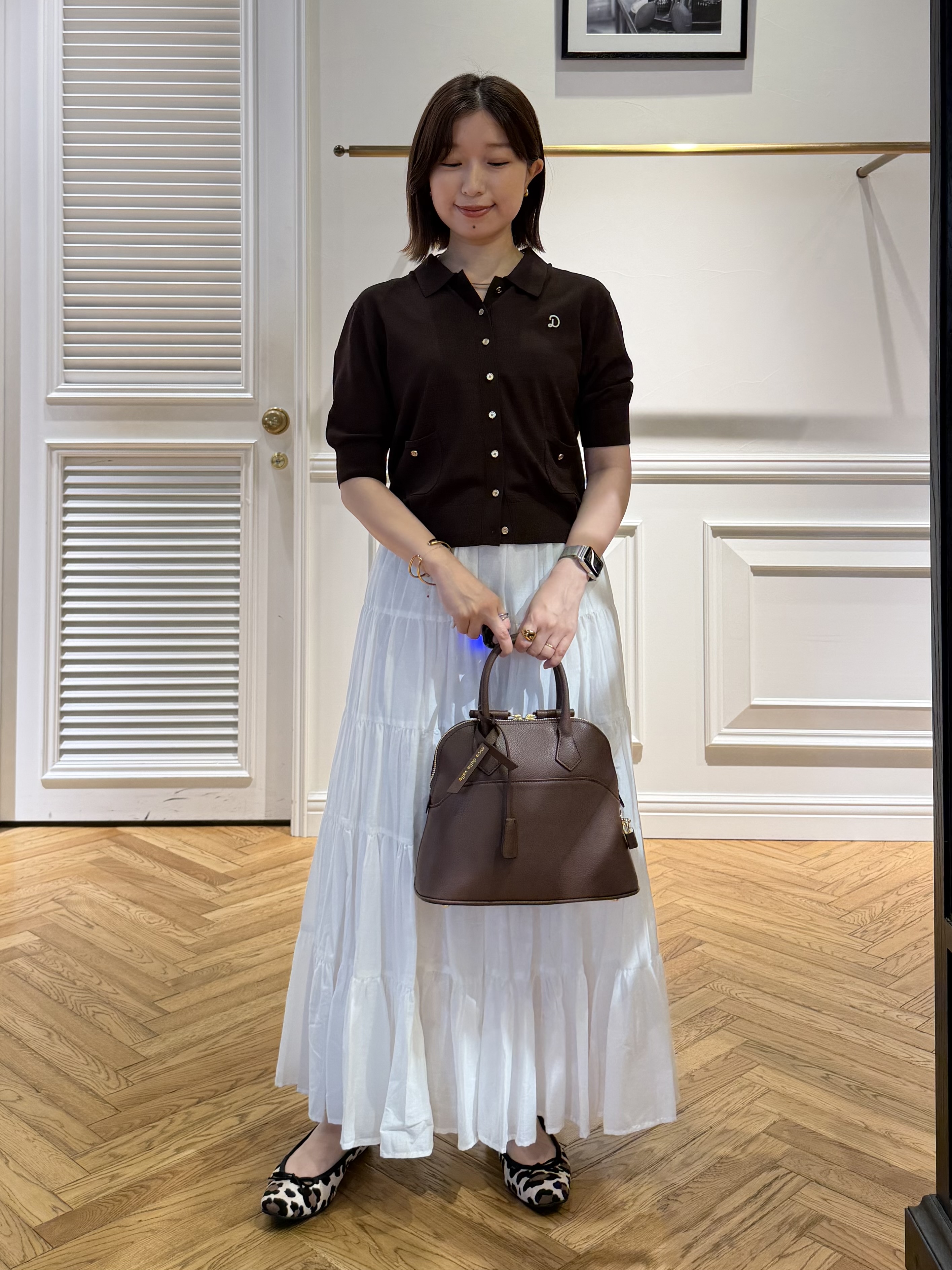 つじ まこさんの「DRESSTERIOR｜【接触冷感/UVカット】ハーフスリーブ シアーカーディガン」を使ったコーディネート