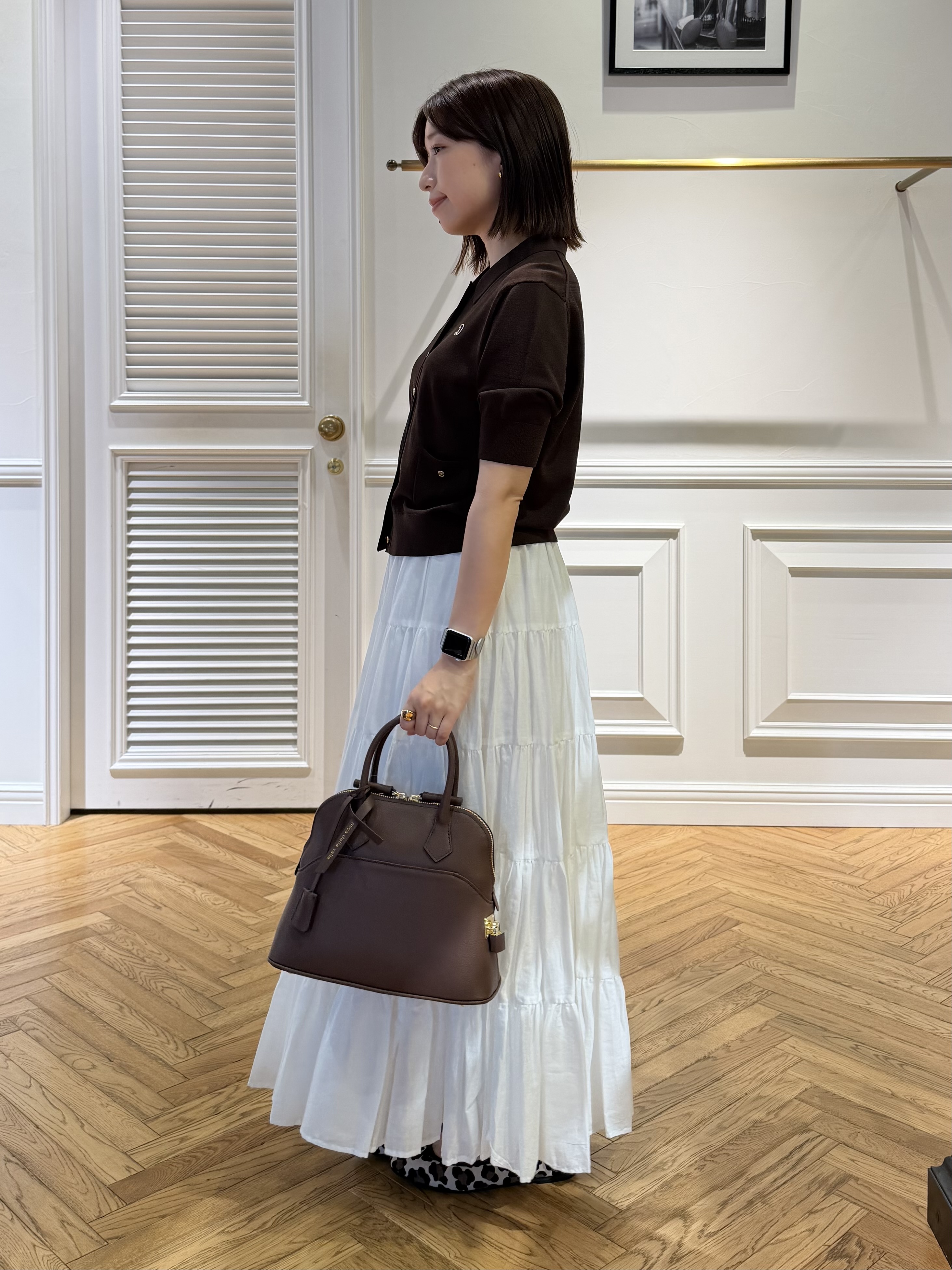 つじ まこさんの「DRESSTERIOR｜【接触冷感/UVカット】ハーフスリーブ シアーカーディガン」を使ったコーディネート
