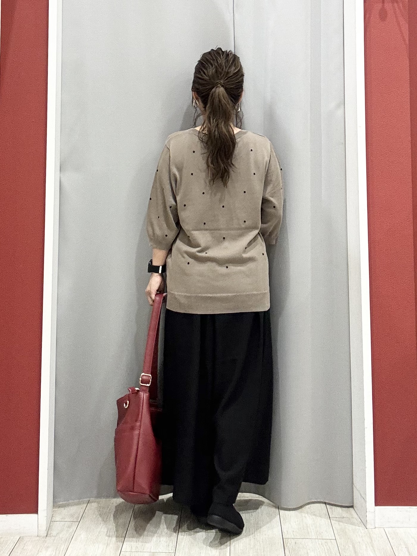 shioさんの「SHOO･LA･RUE｜【ひんやり/S-LL】大人フェミニン ドット刺繍ニット」を使ったコーディネート