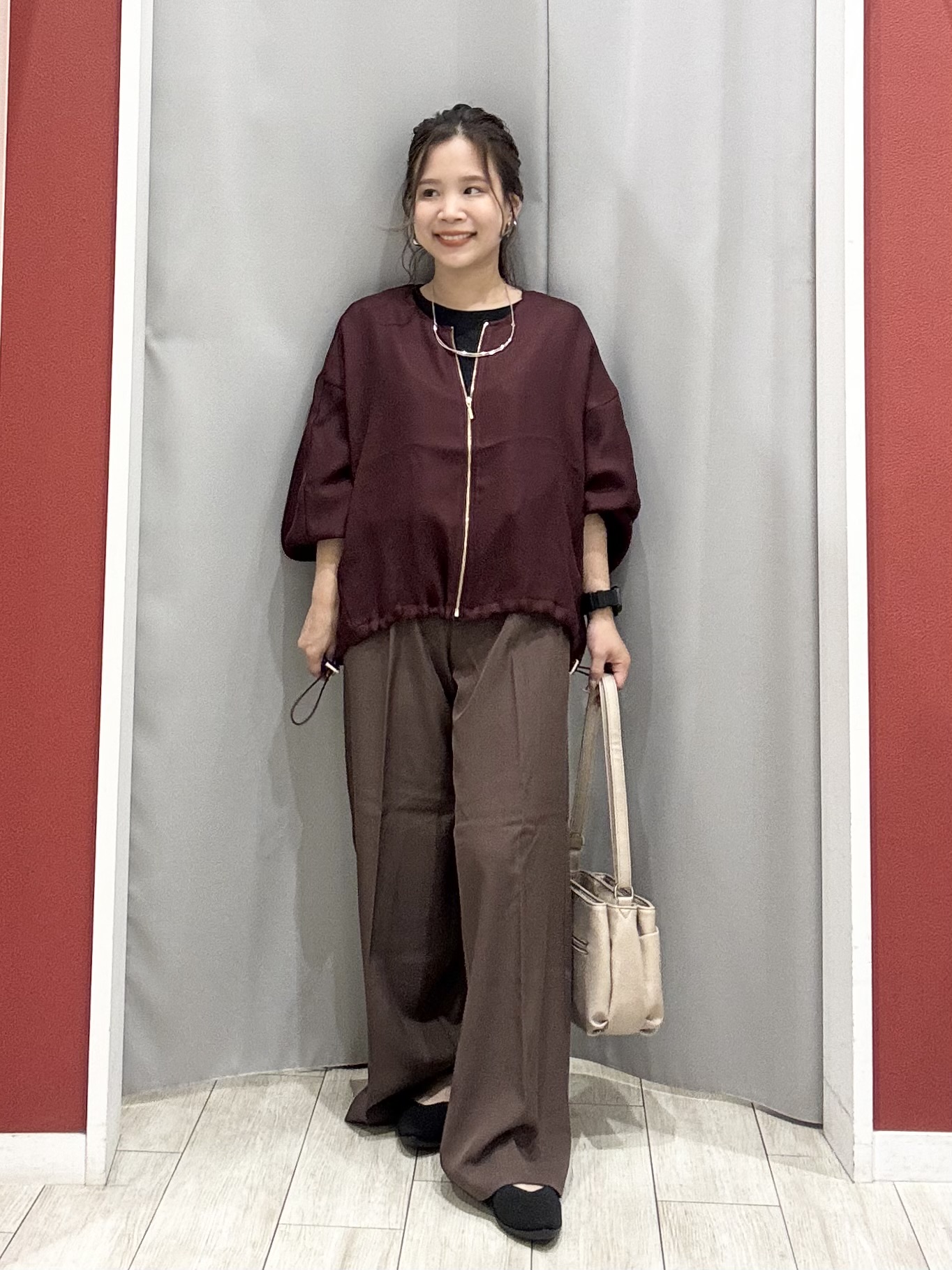 shioさんの「SHOO･LA･RUE｜【通気性〇/セットアップ可/洗濯機可】メッシュドルマン ジップブルゾン」を使ったコーディネート