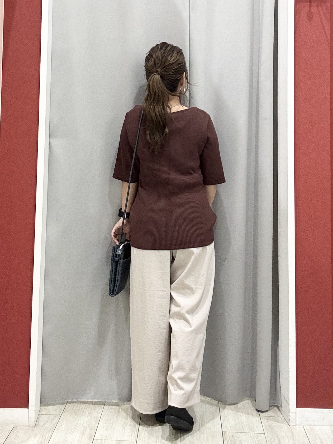 shioさんの「SHOO･LA･RUE｜【毛玉になりにくい/洗濯機可/S-LL】大人上品な 5分袖スクエアトップス」を使ったコーディネート