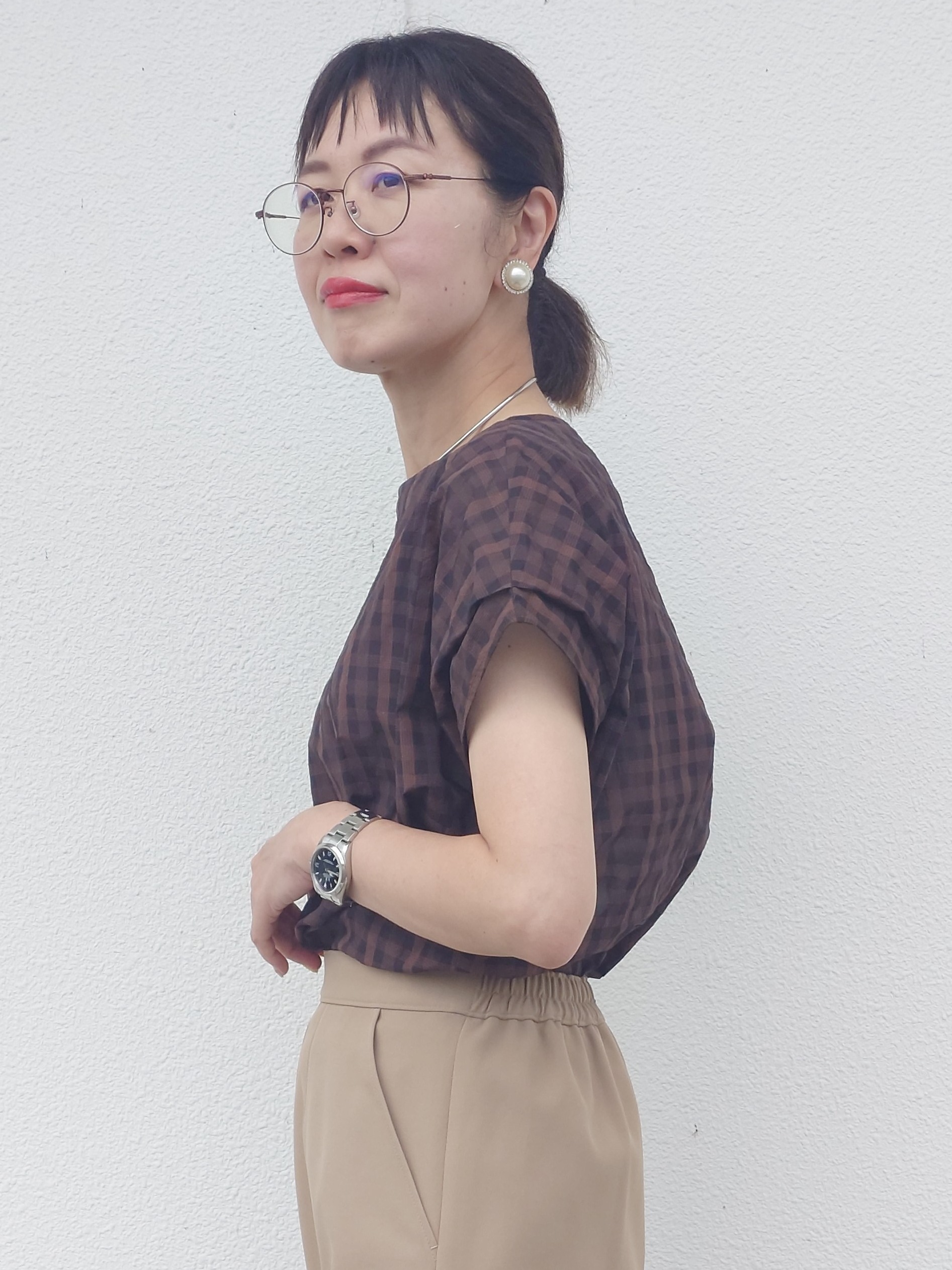 MUTSUKOさんの「UNTITLED｜シアーチェックブラウス」を使ったコーディネート