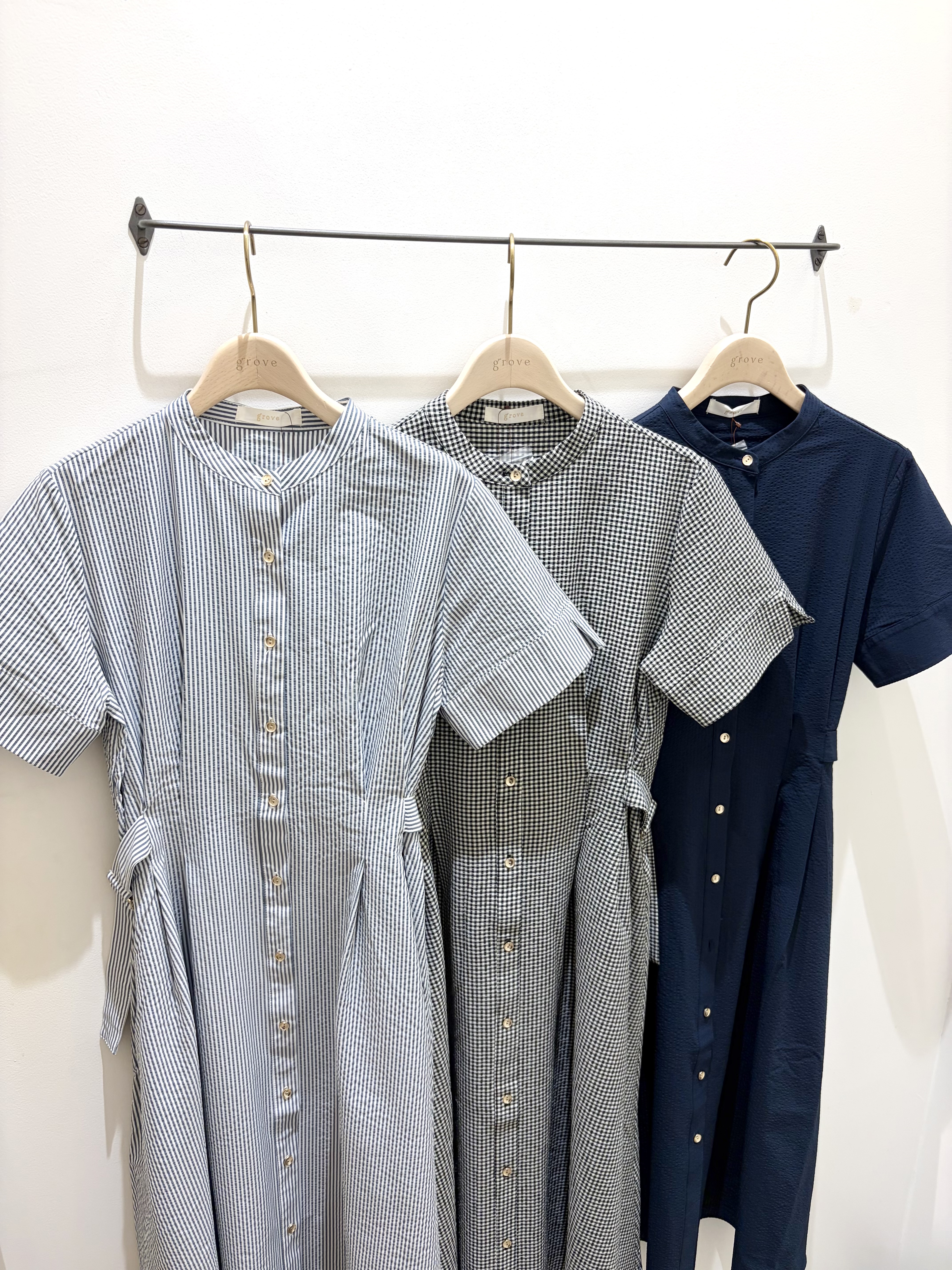 kikiさんの「grove｜【低身長さんも選べる着丈/UV・シワになりにくいetc】涼やかさも、きちんとも叶うワンピース」を使ったコーディネート