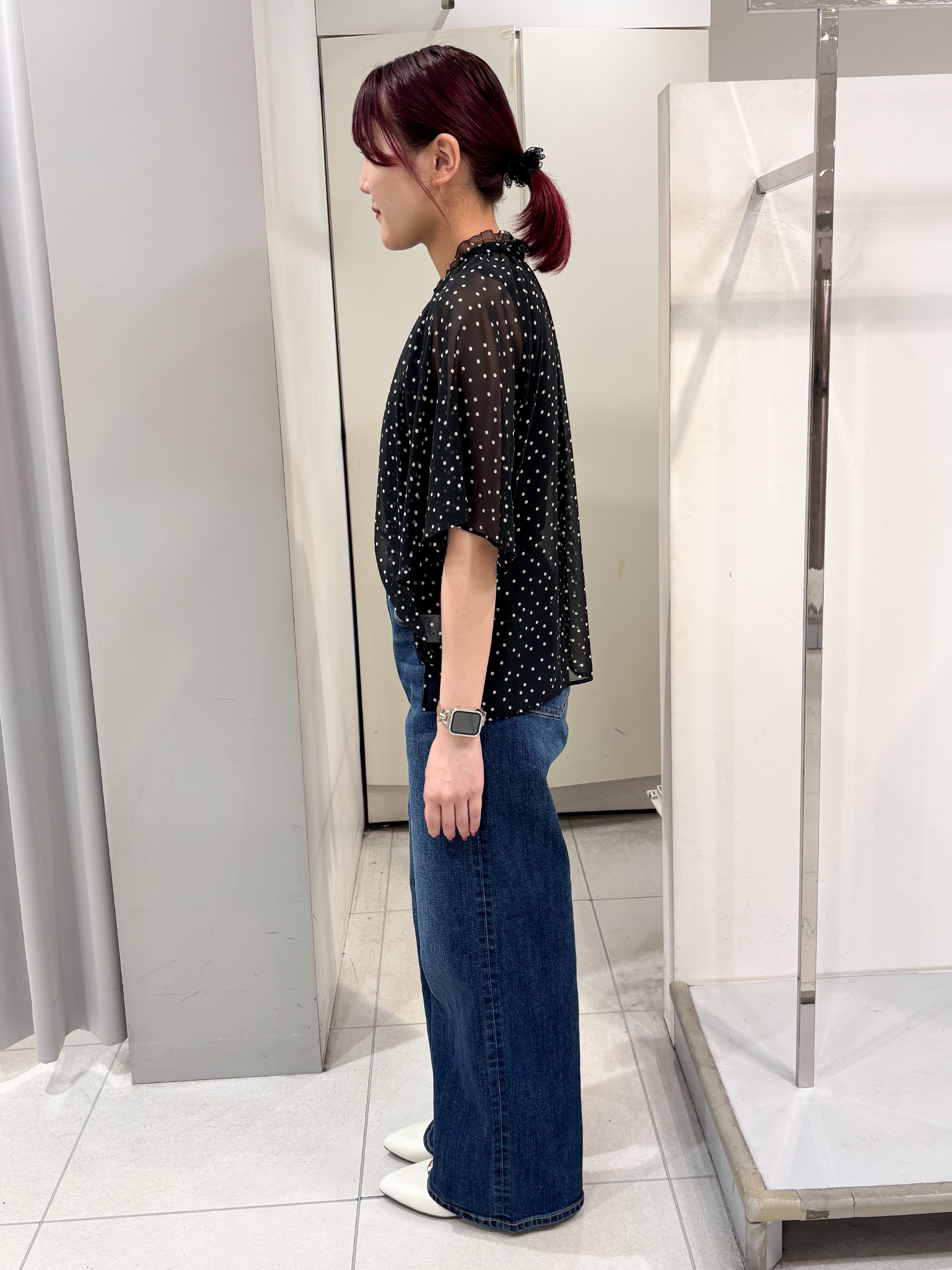 yuiさんの「Reflect｜【セットアップ／手洗い可】ドット柄シアーブラウス」を使ったコーディネート