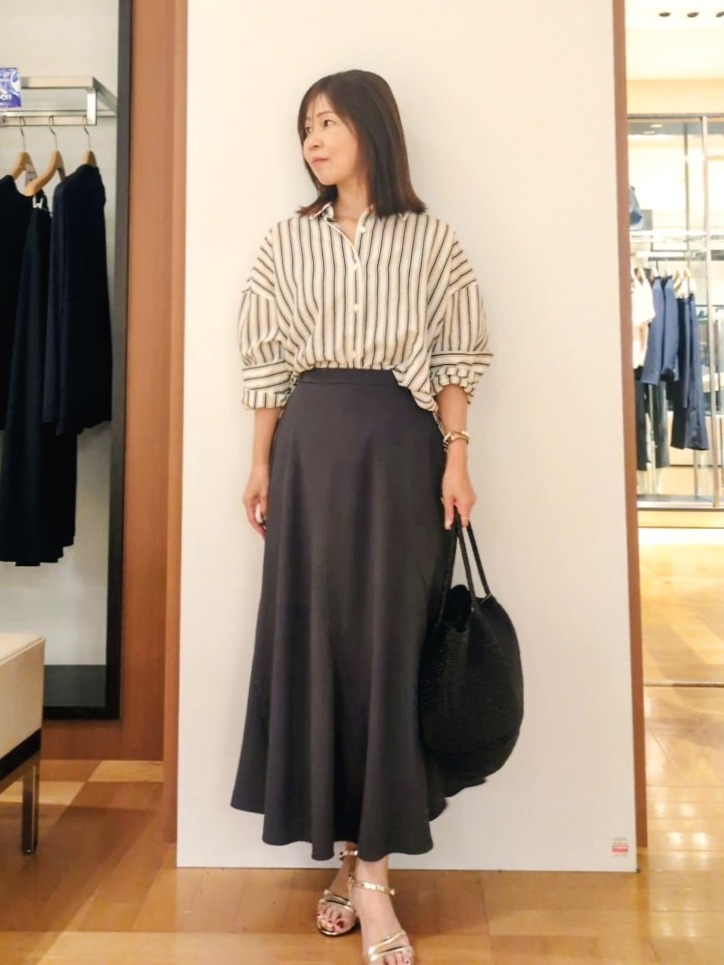 laverさんの「UNTITLED｜ストライプシャツ」を使ったコーディネート
