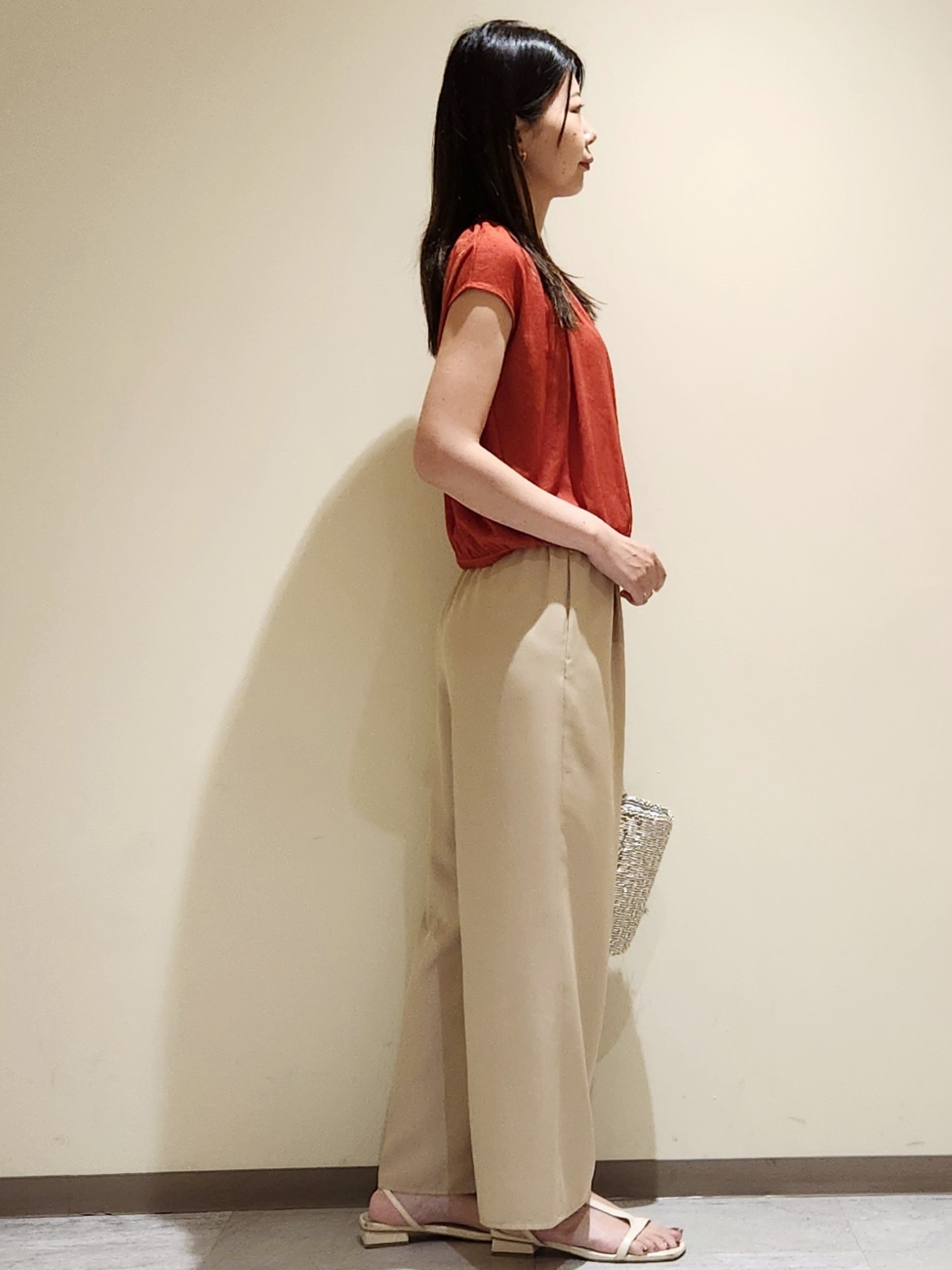 yukaさんの「COUP DE CHANCE｜【手洗い可／日本製】フレンチスリーブトップス」を使ったコーディネート