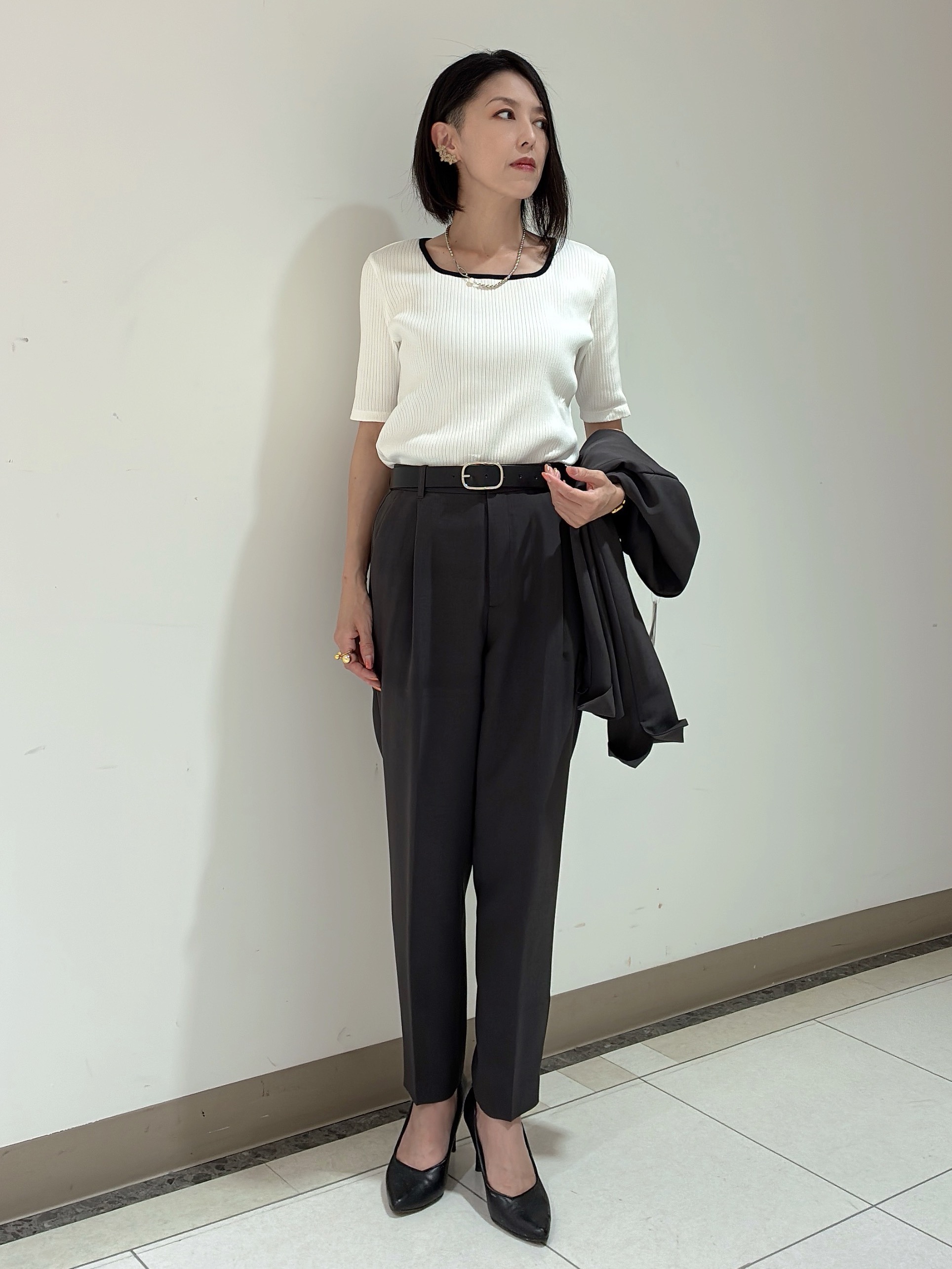 環さんの「UNTITLED｜【セットアップ可/UV/接触冷感】エアリーテーラードジャケット」を使ったコーディネート