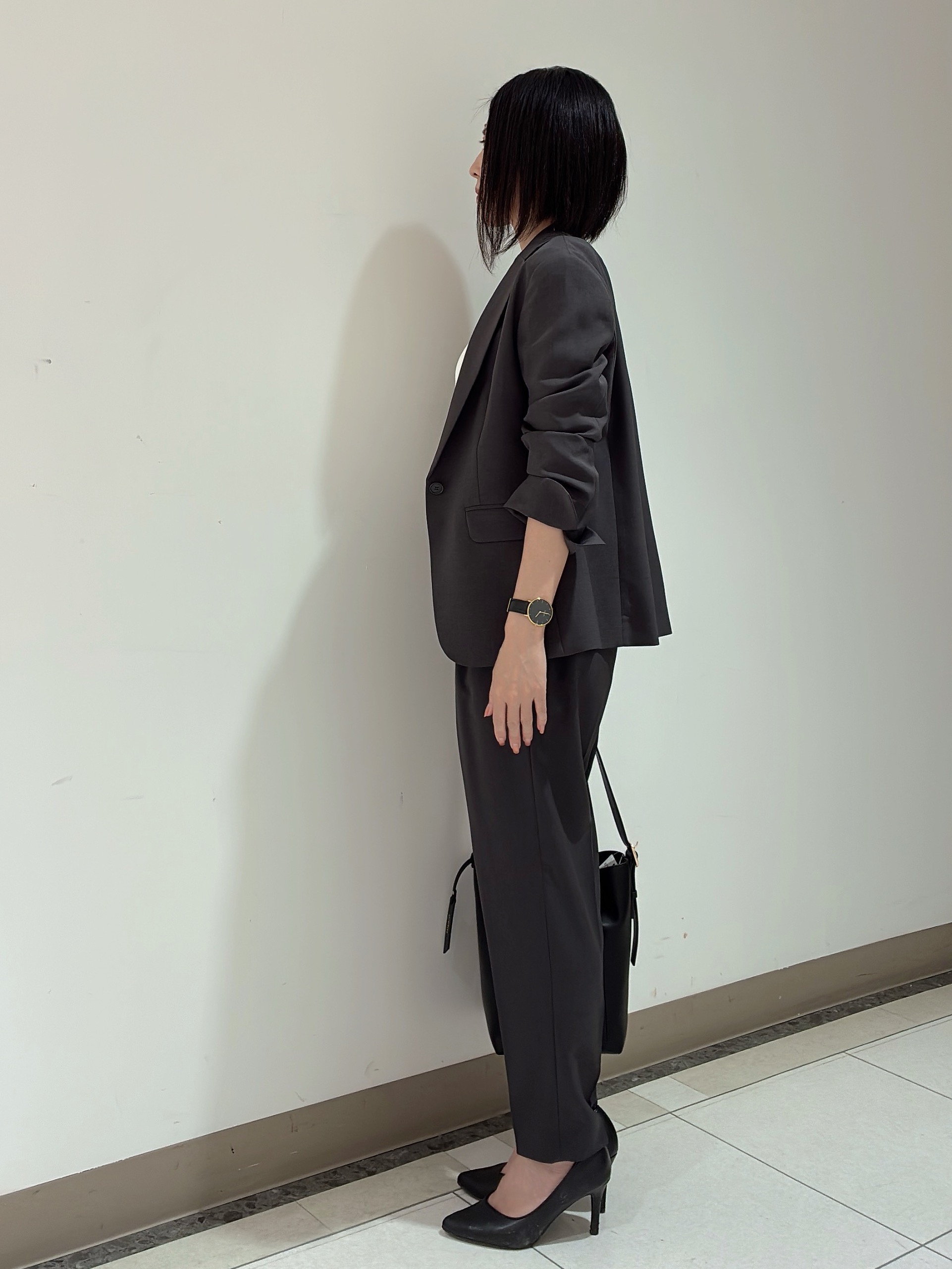 環さんの「UNTITLED｜【セットアップ可/UV/接触冷感】エアリーテーラードジャケット」を使ったコーディネート