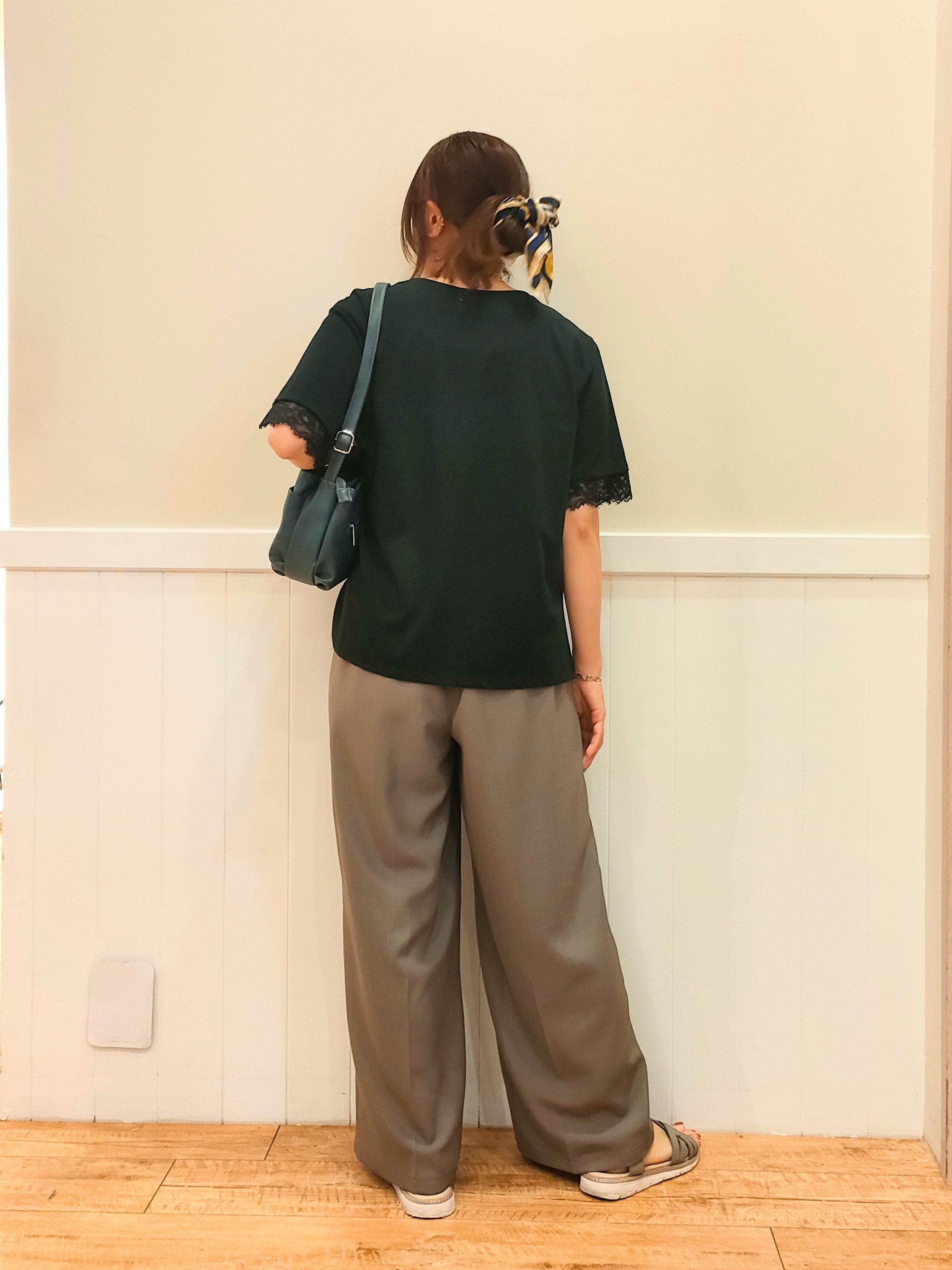 NMさんの「SHOO･LA･RUE｜【ひんやり/UV/S-LL】柄アソート お袖レースが旬顔 上品に決まる大人Tシャツ」を使ったコーディネート