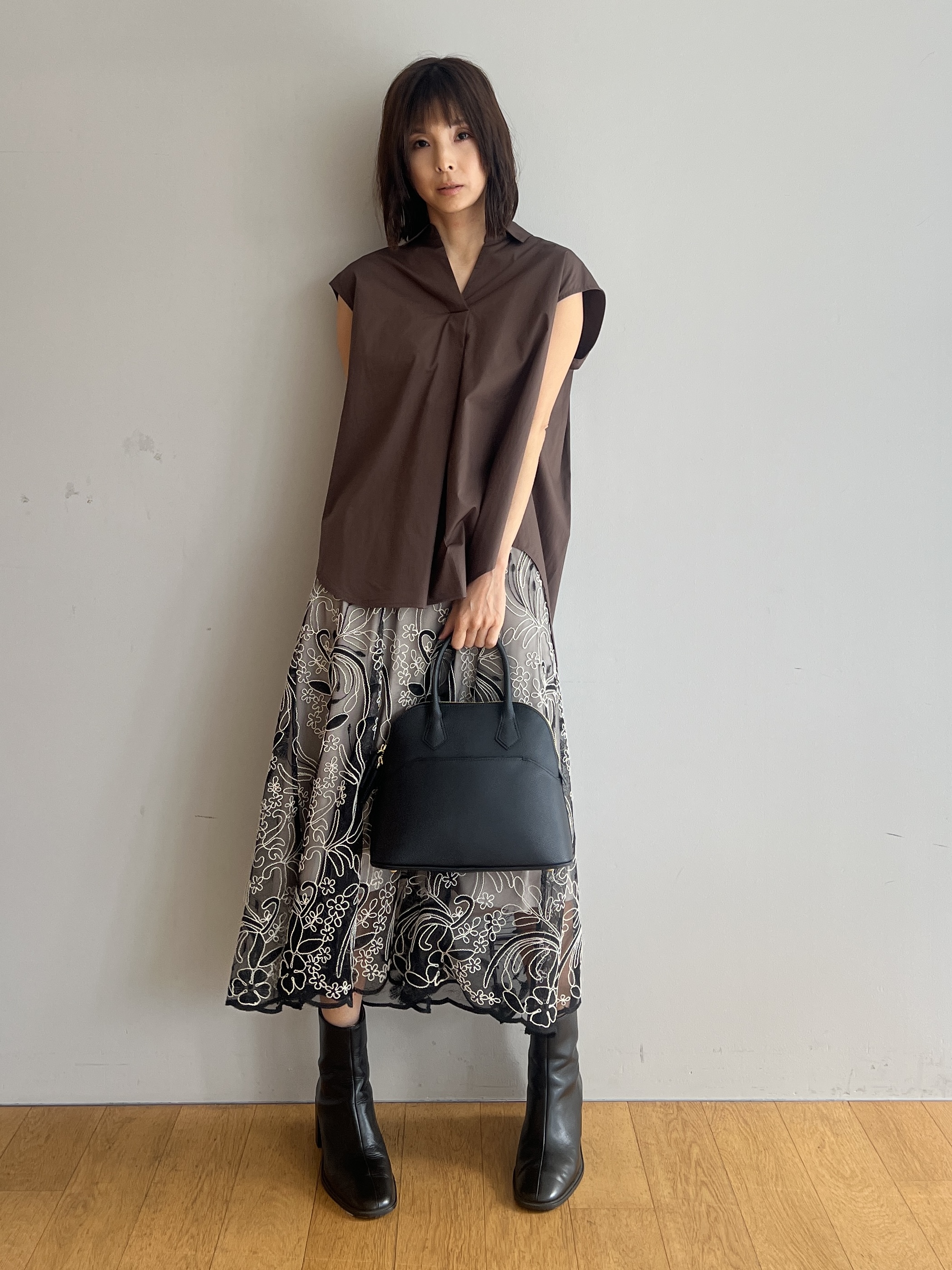 misaさんの「DRESSTERIOR｜◆mica della valle（ミカデラヴァッレ）Katia ハンドバッグ」を使ったコーディネート