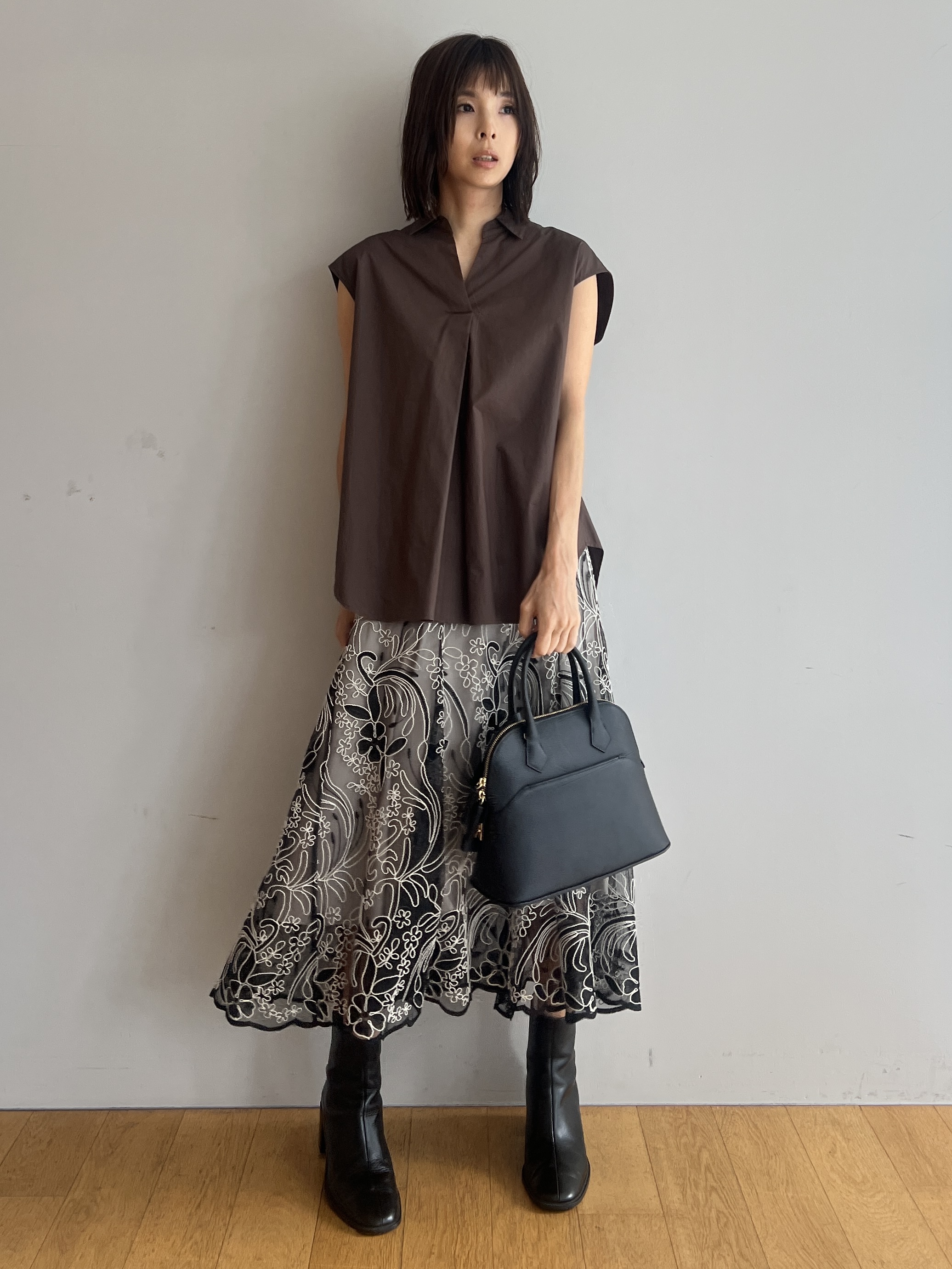 misaさんの「DRESSTERIOR｜◆mica della valle（ミカデラヴァッレ）Katia ハンドバッグ」を使ったコーディネート
