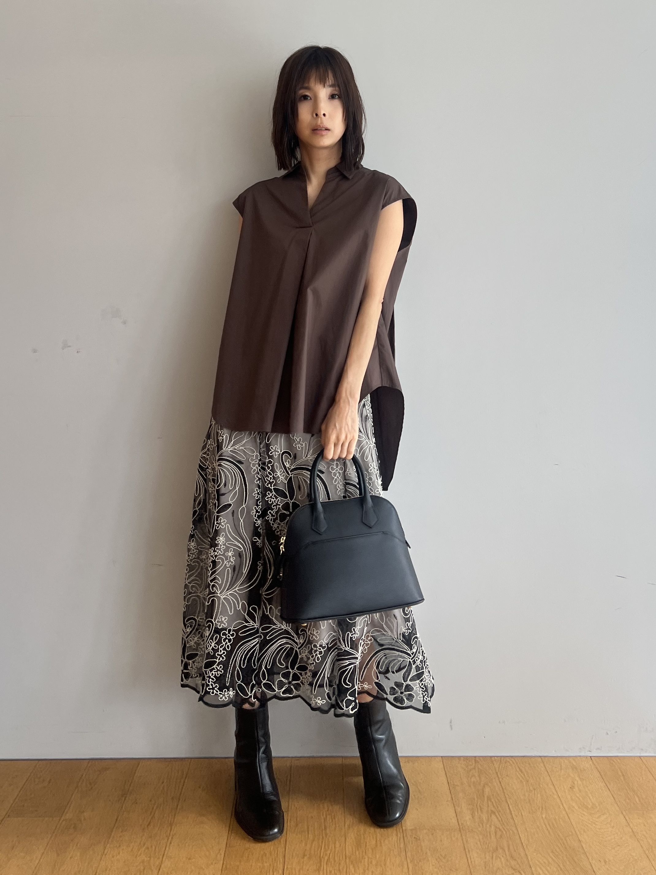 misaさんの「DRESSTERIOR｜◆mica della valle（ミカデラヴァッレ）Katia ハンドバッグ」を使ったコーディネート