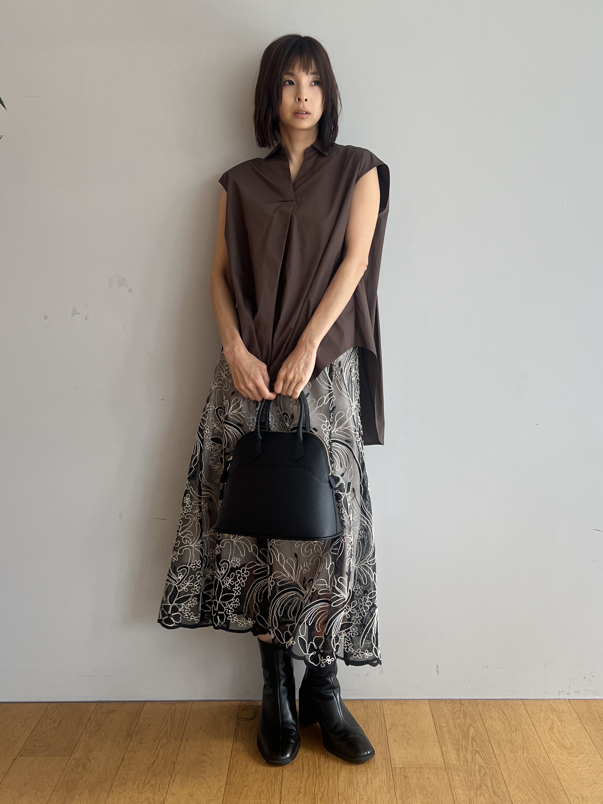 misaさんの「DRESSTERIOR｜◆mica della valle（ミカデラヴァッレ）Katia ハンドバッグ」を使ったコーディネート