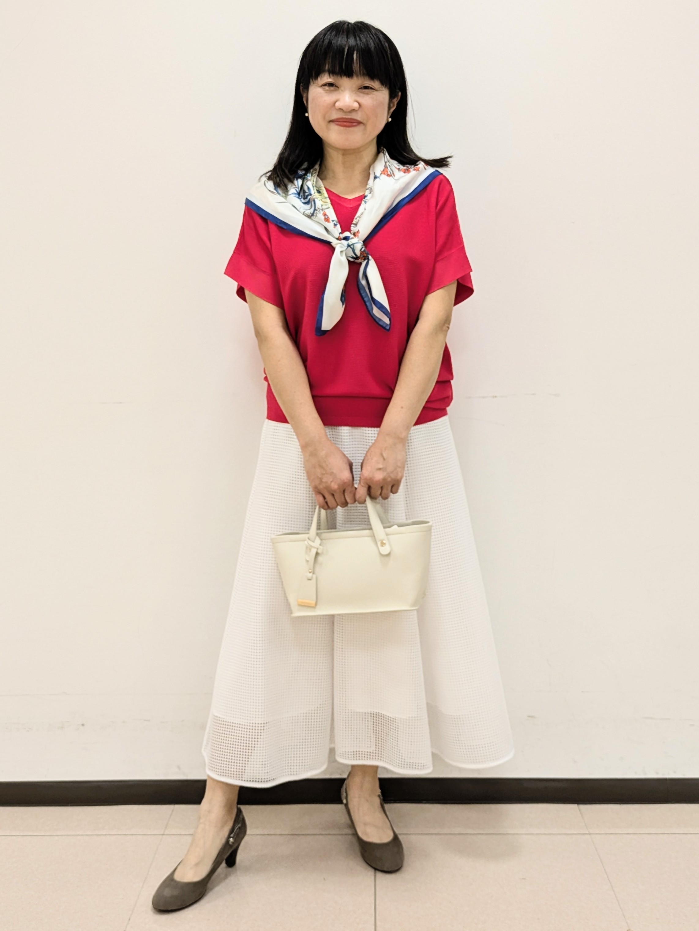 ともさんの「UNTITLED｜【11色展開/体型カバー】前後2WAYフレンチスリーブニット」を使ったコーディネート