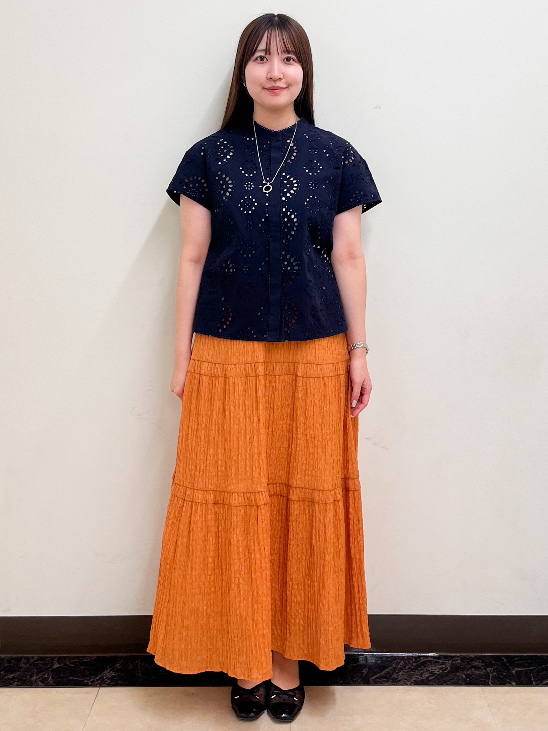 mikikoさんの「Reflect｜【通勤◎】カットワーク刺繍レース シャツブラウス」を使ったコーディネート