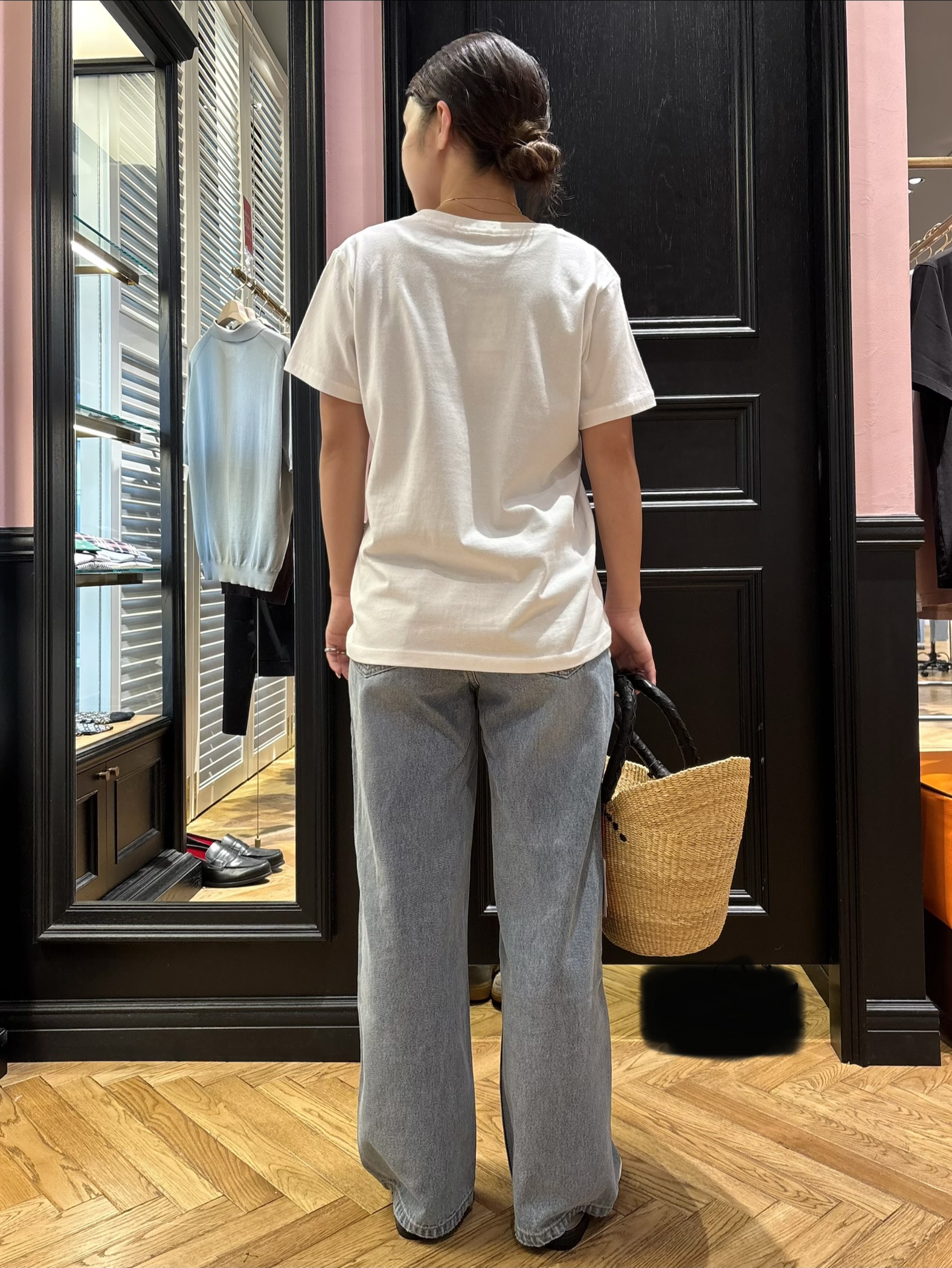 Mgmさんの「DRESSTERIOR｜【EC/ルクア大阪店限定】ボーラーハットクロックドッグTシャツ」を使ったコーディネート