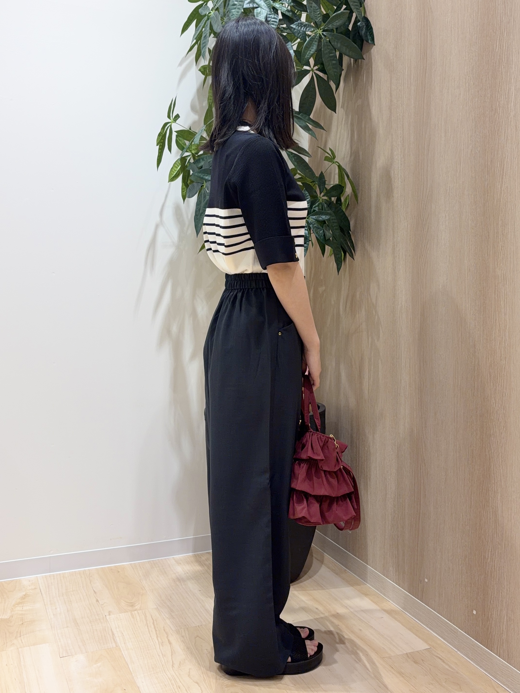 ayaneさんの「grove｜新色追加！【シリーズ累計36万枚/名品ニット】やわらかドライタッチ 袖メッシュ編みニット」を使ったコーディネート