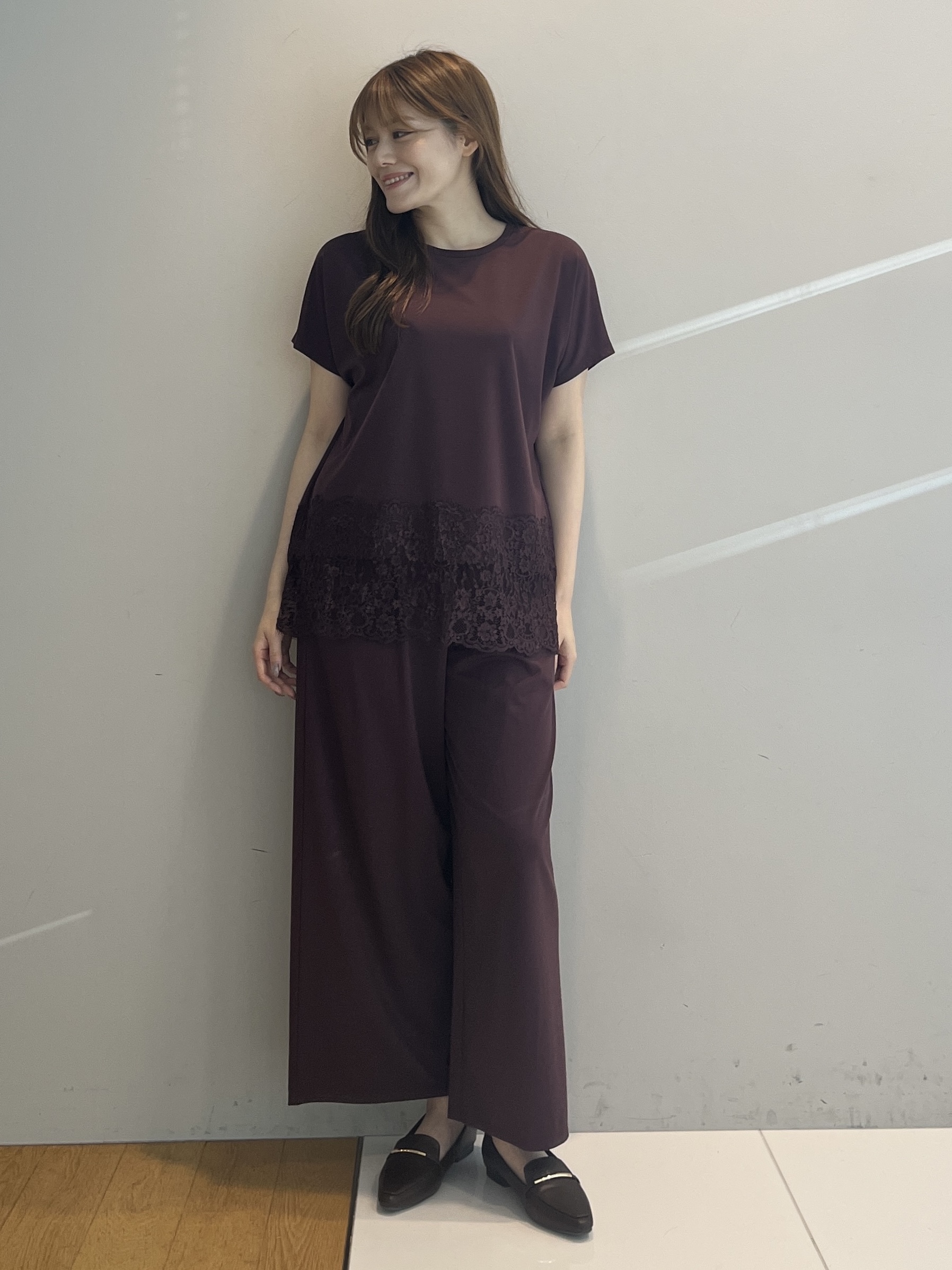 sayaさんの「grove｜【持続冷感/SET UP可】ひんやりポンチシリーズ／裾レースドルマンカットソー」を使ったコーディネート