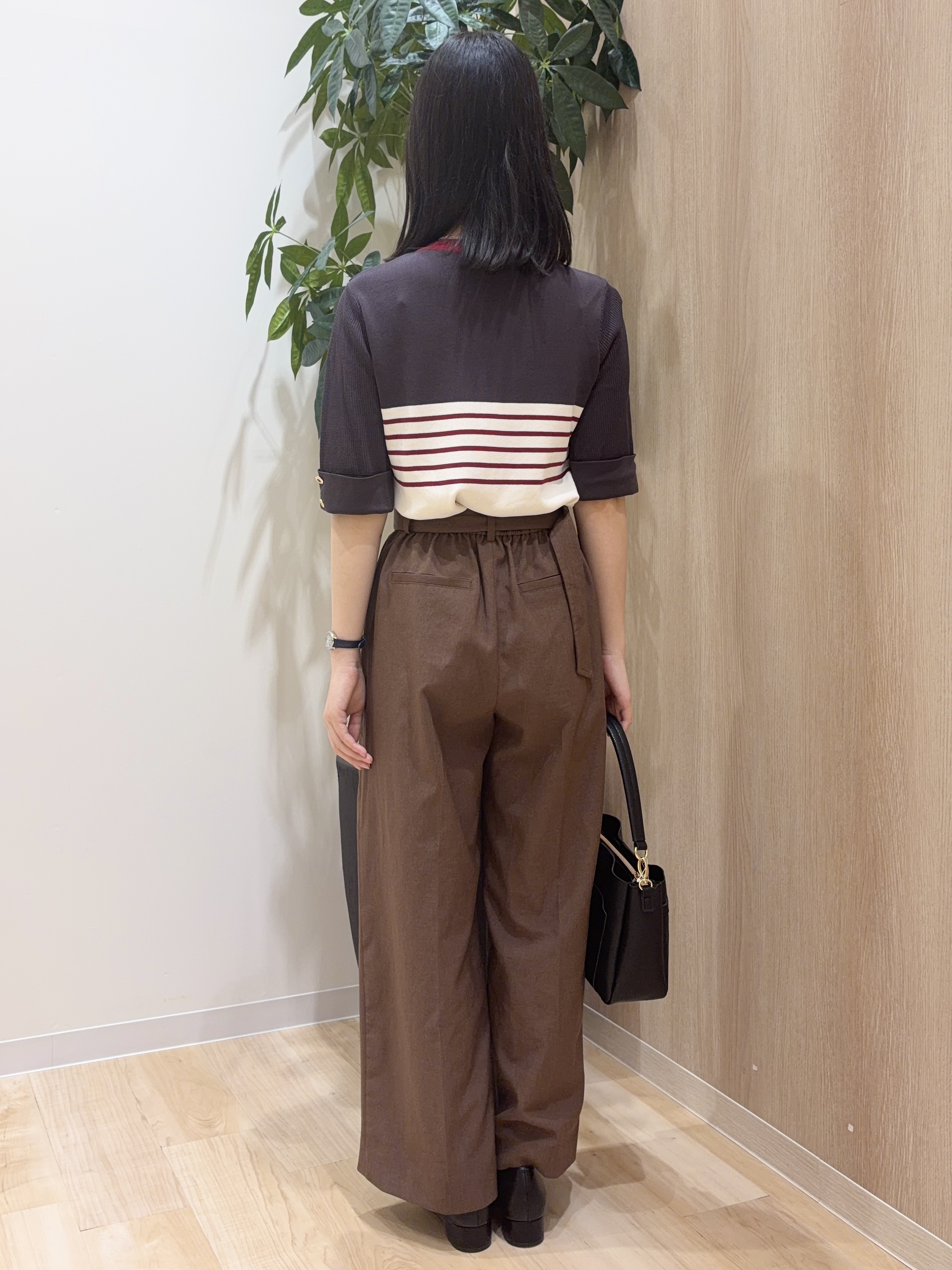 ayaneさんの「grove｜新色追加！【シリーズ累計36万枚/名品ニット】やわらかドライタッチ 袖メッシュ編みニット」を使ったコーディネート