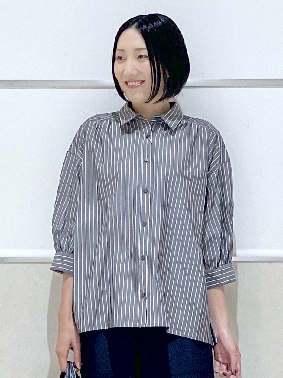 eriko さんの「Dessin｜【UVカット】ギャザースリーブストライプシャツ6分袖」を使ったコーディネート