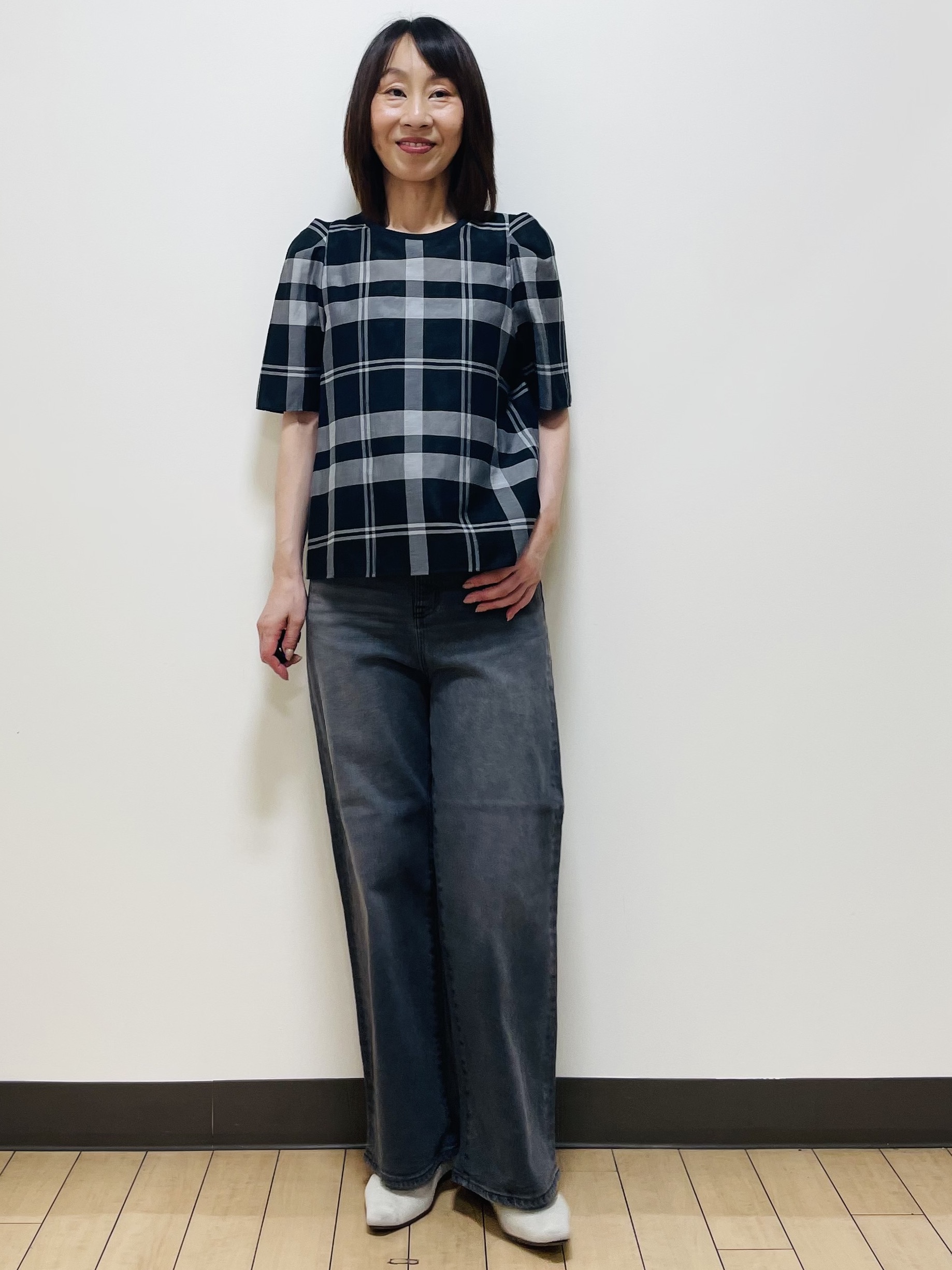 Riiさんの「Reflect｜【セットアップ／手洗い可】チェック柄パフスリーブブラウス」を使ったコーディネート