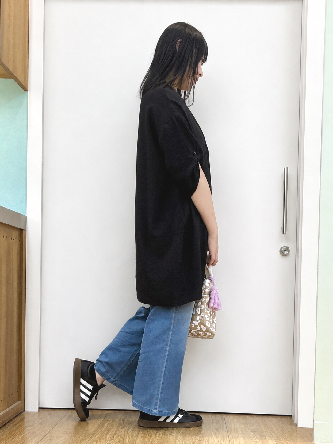 Karinさんの「SHOO･LA･RUE｜【ひんやり/S-LL/洗濯後しわになりにくい】体型カバーにも ゆるっとリラックス 7分袖チュニック」を使ったコーディネート