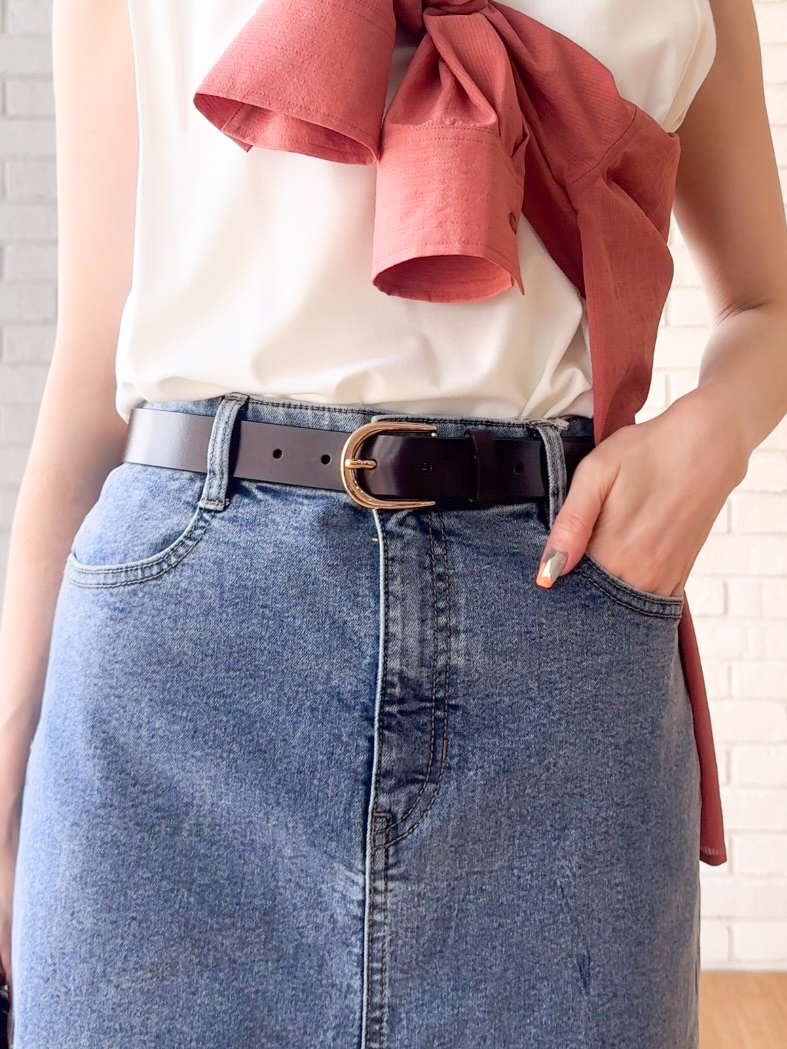 𝐜𝐡𝐢𝐤𝐚さんの「SHOO･LA･RUE｜【UVカット/接触冷感】上品に涼し気 とろみタックノースリーブトップス」を使ったコーディネート