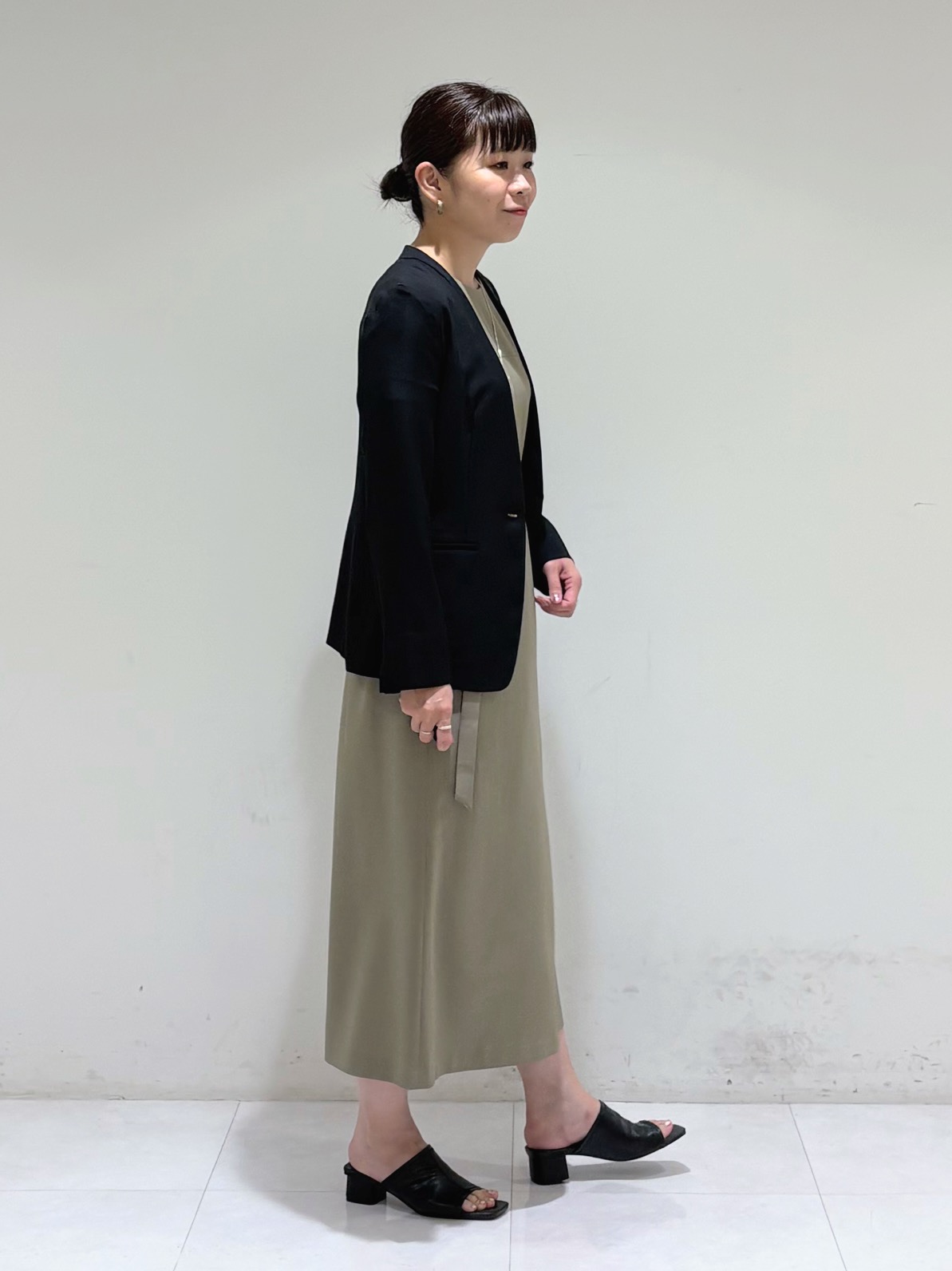 tsuyuさんの「INDIVI｜【接触冷感/UVケア/着る日傘】カラーレスジャケット」を使ったコーディネート