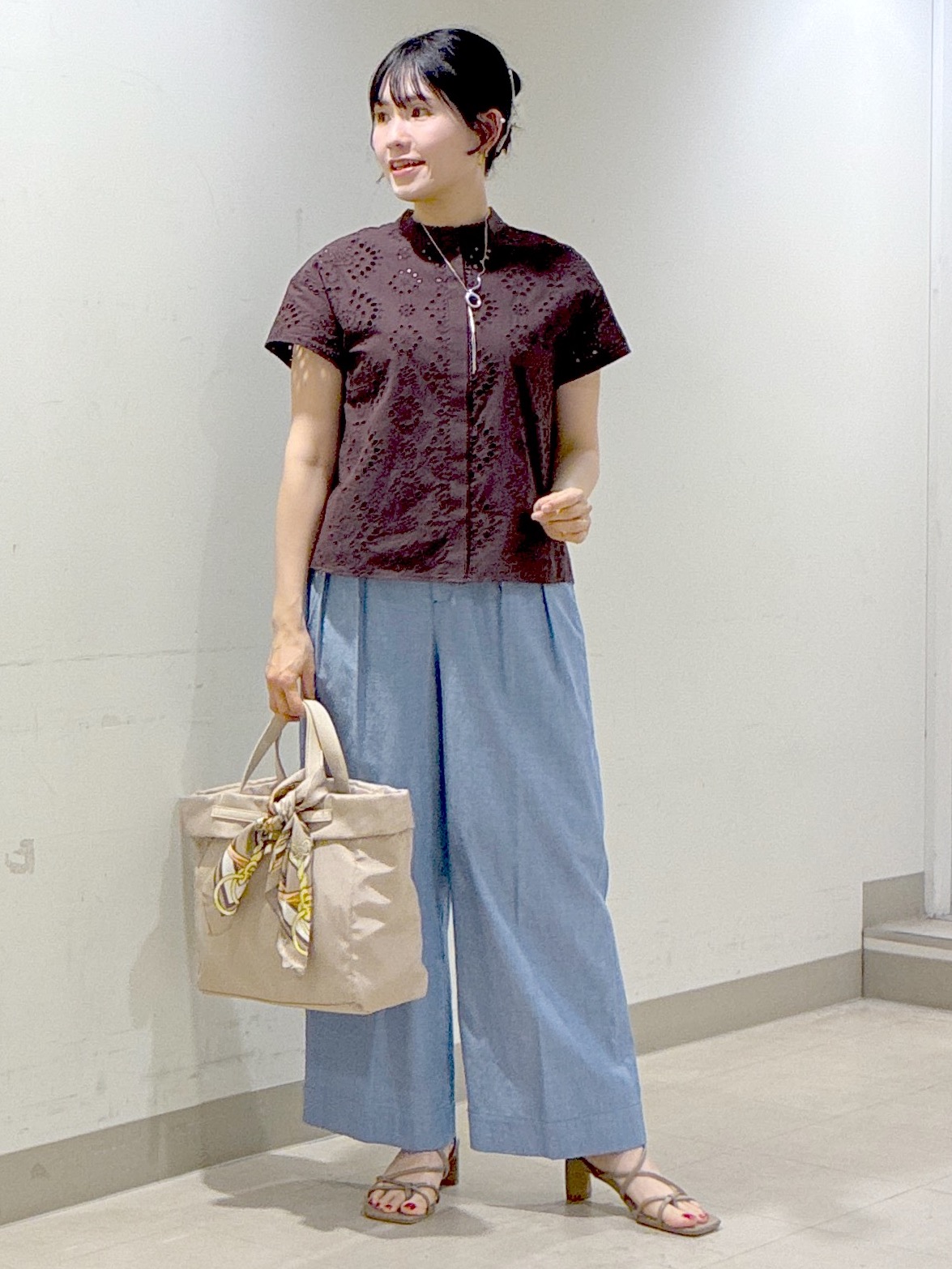  beni_gingerさんの「Reflect｜【通勤◎】カットワーク刺繍レース シャツブラウス」を使ったコーディネート