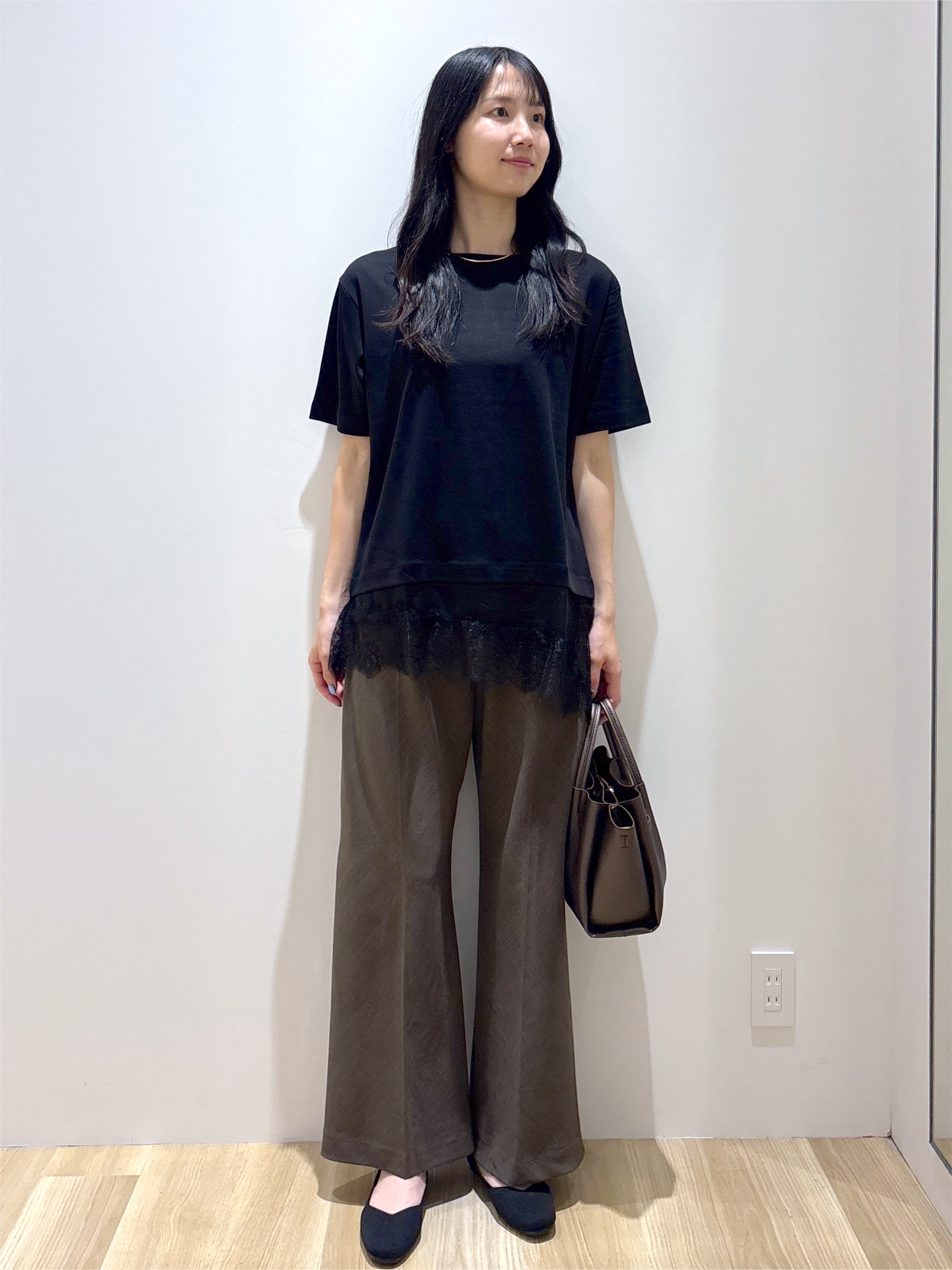 sachikoさんの「OPAQUE.CLIP｜裾レースアシメカットソー【洗濯機OK】」を使ったコーディネート