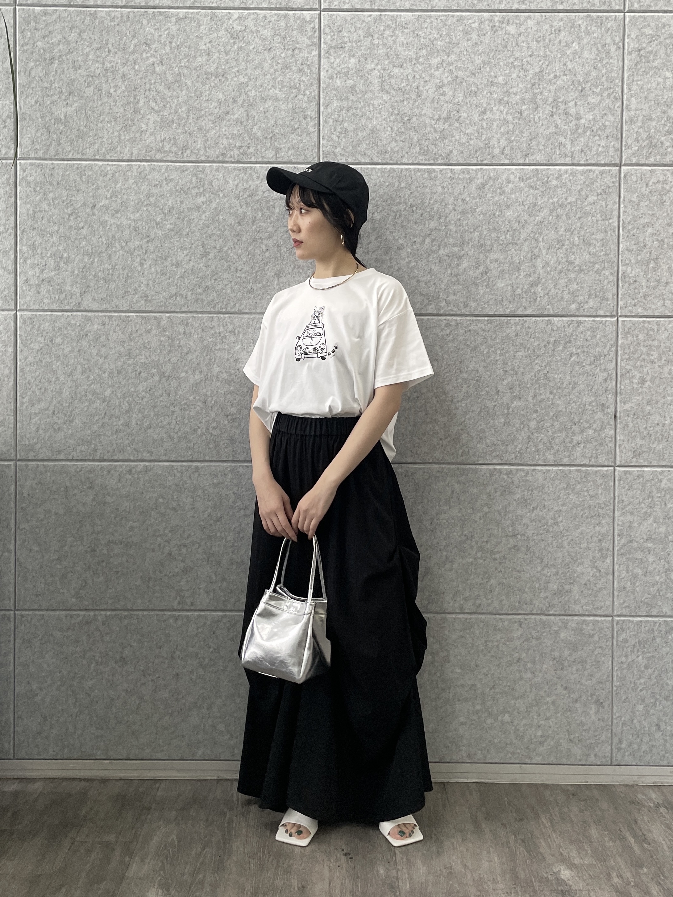 rinaさんの「INDIVI｜フレンチブルTシャツ」を使ったコーディネート