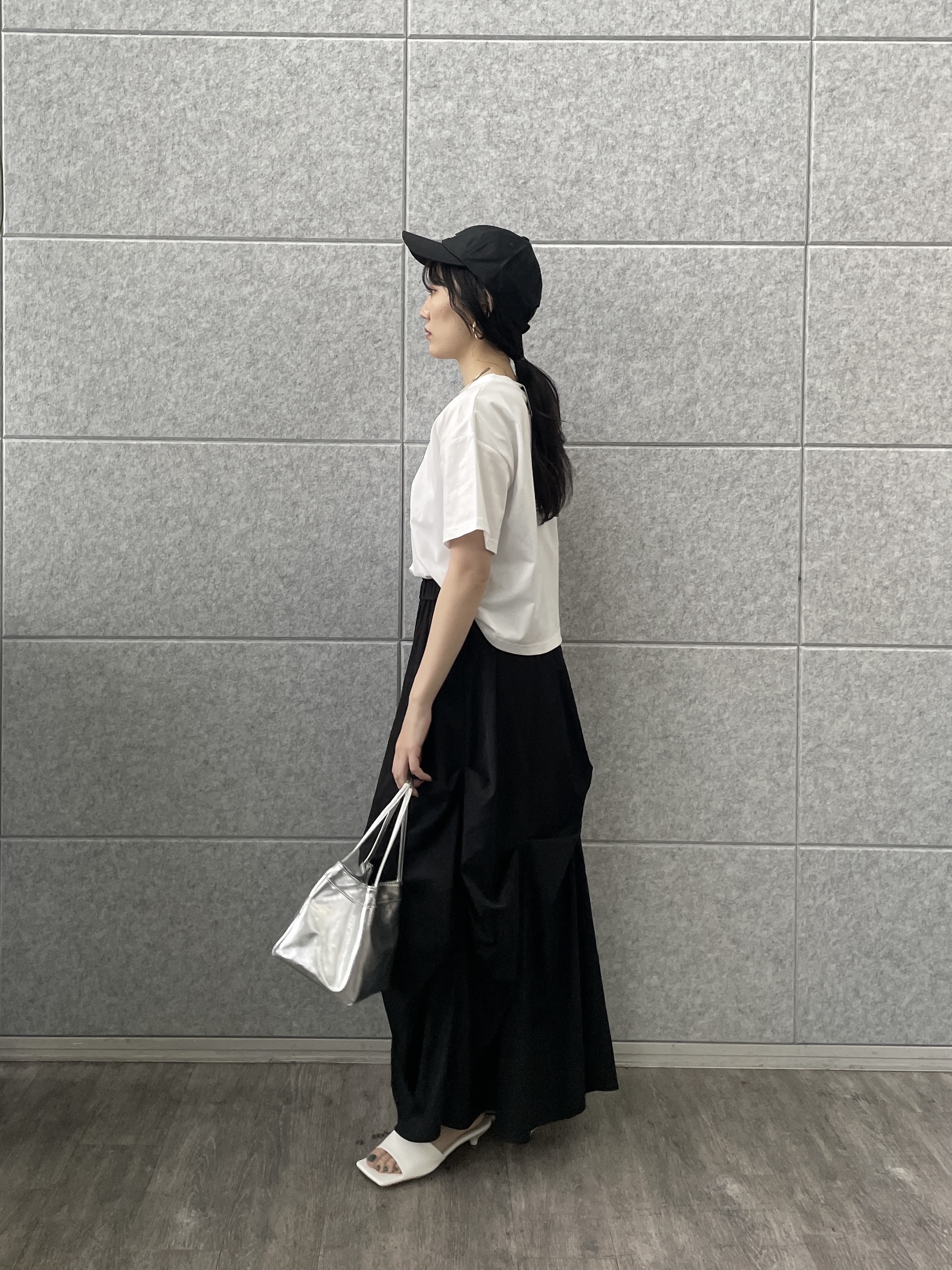 rinaさんの「INDIVI｜フレンチブルTシャツ」を使ったコーディネート