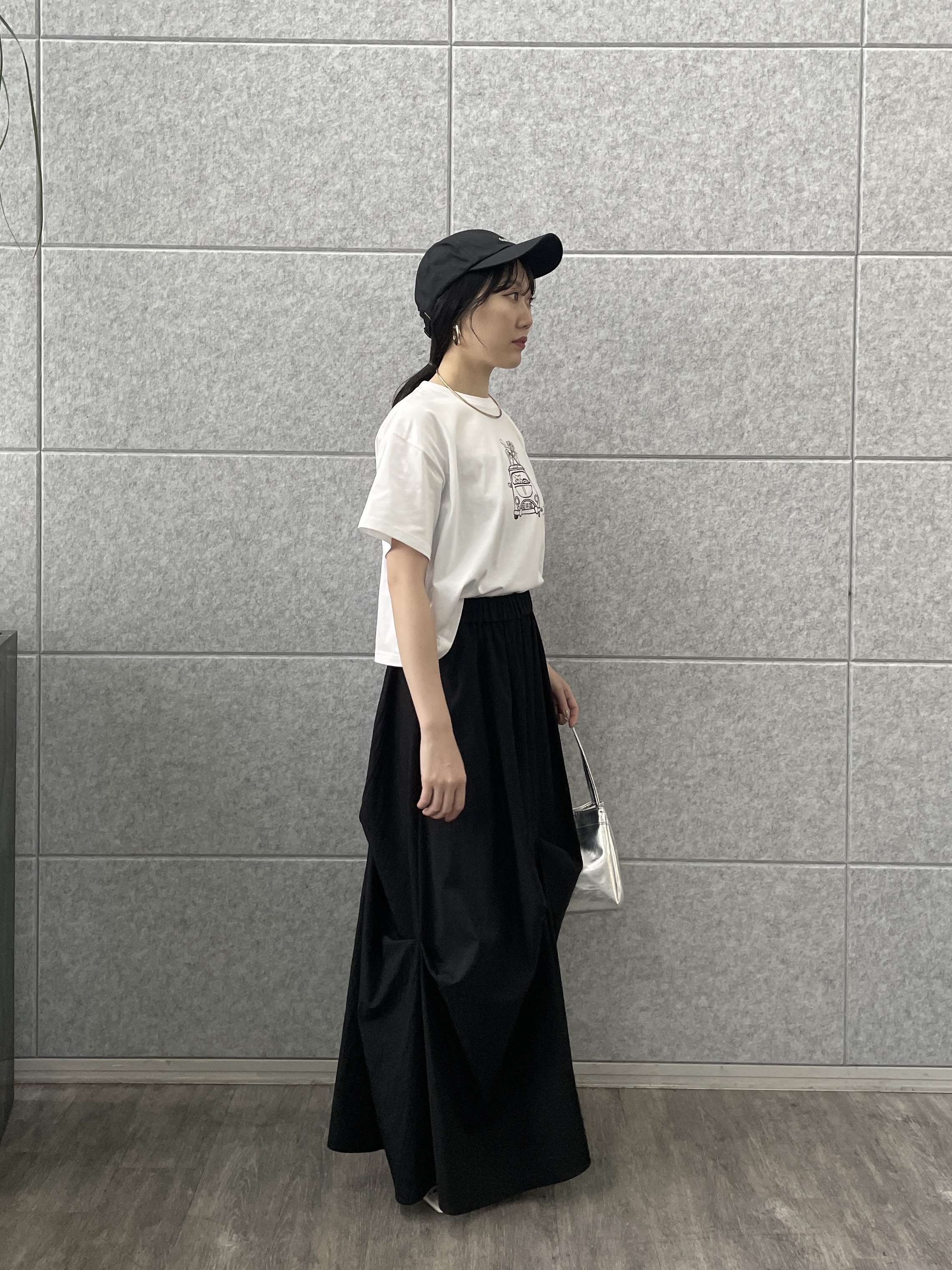 rinaさんの「INDIVI｜フレンチブルTシャツ」を使ったコーディネート