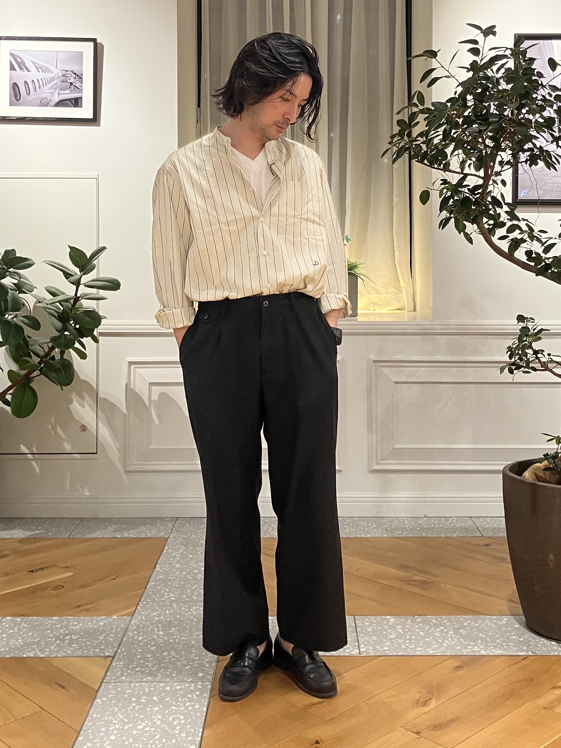 junyaさんの「DRESSTERIOR｜バンドカラー ストライプシャツ」を使ったコーディネート