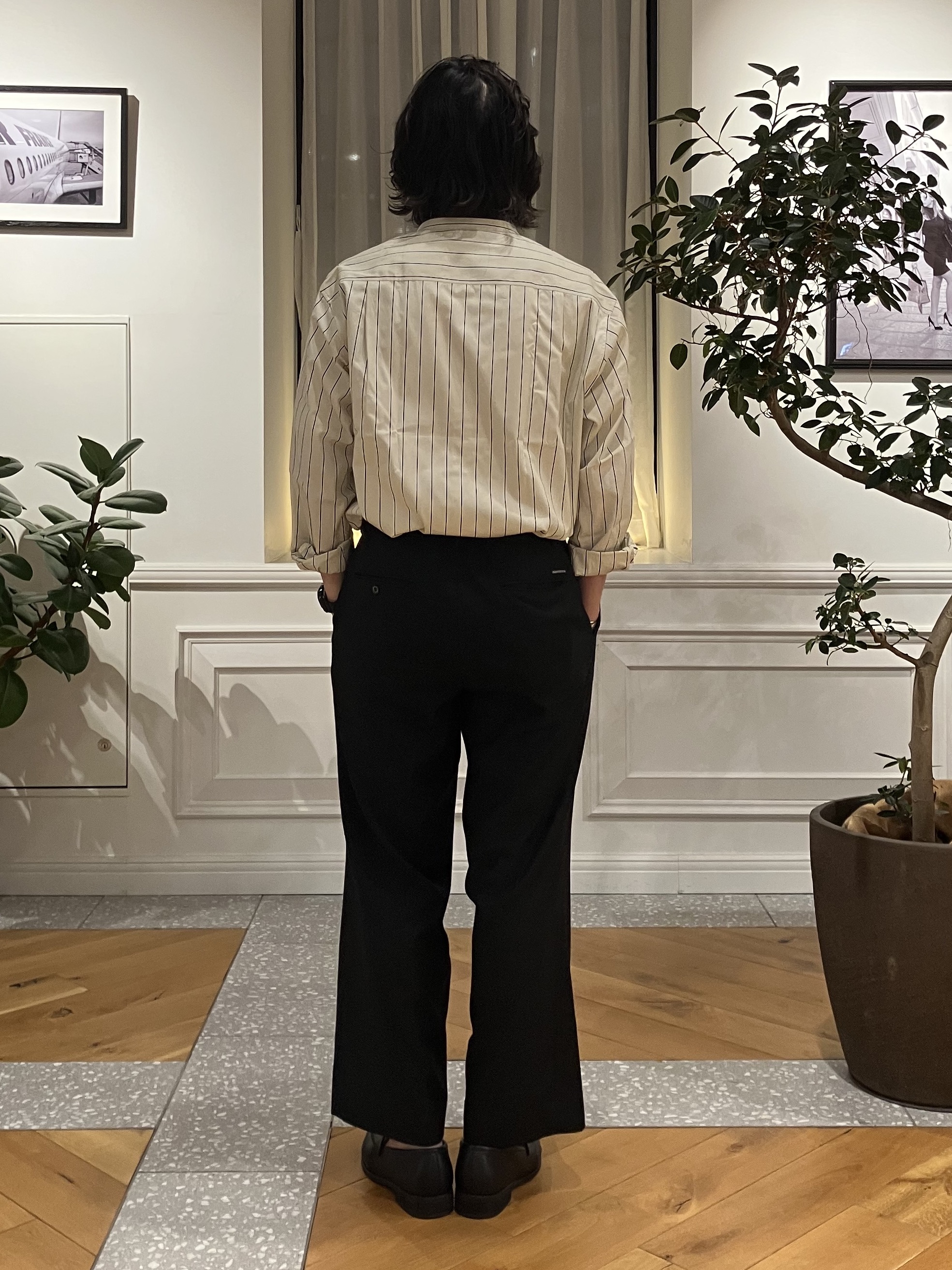 junyaさんの「DRESSTERIOR｜バンドカラー ストライプシャツ」を使ったコーディネート